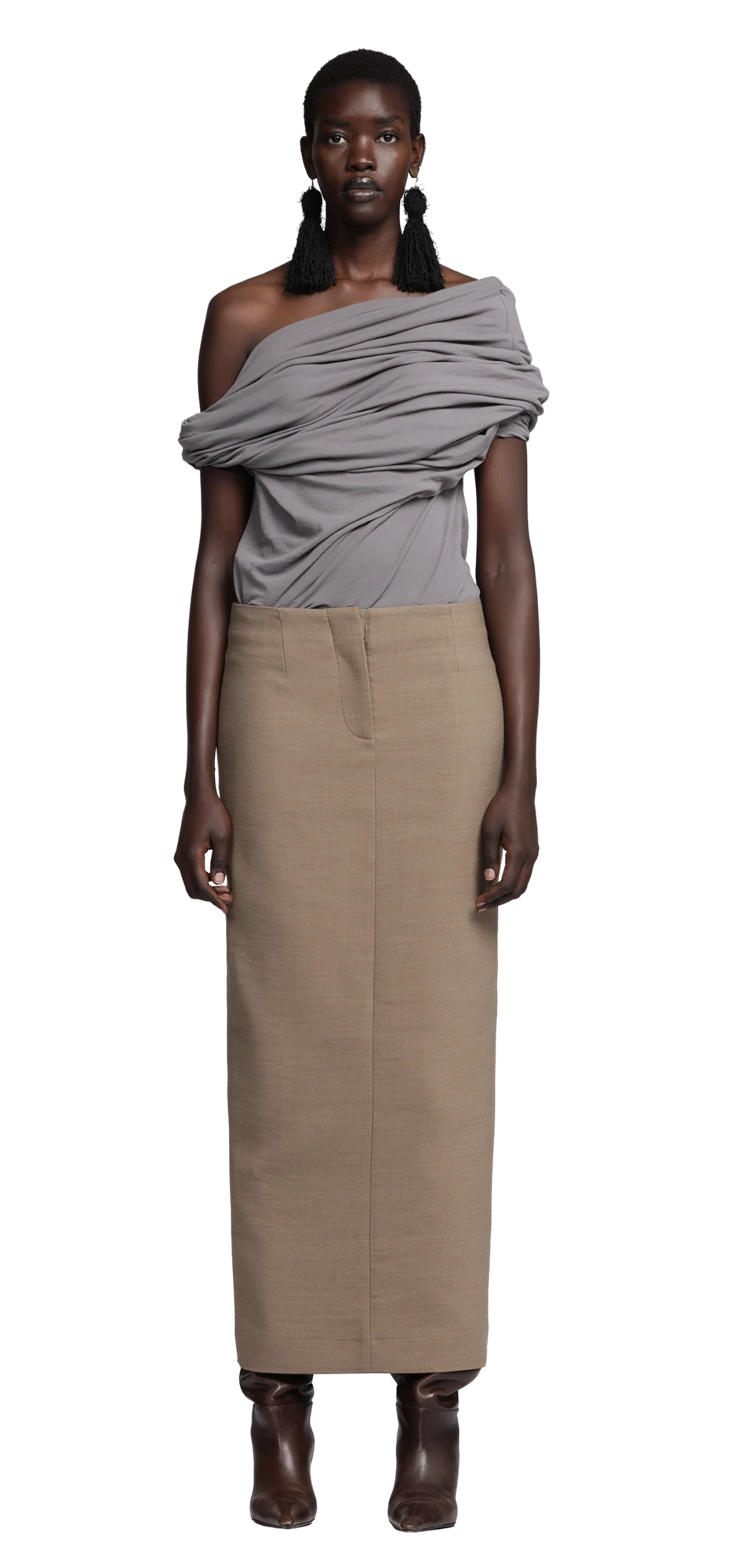 script-skirt-hazelnut character front view