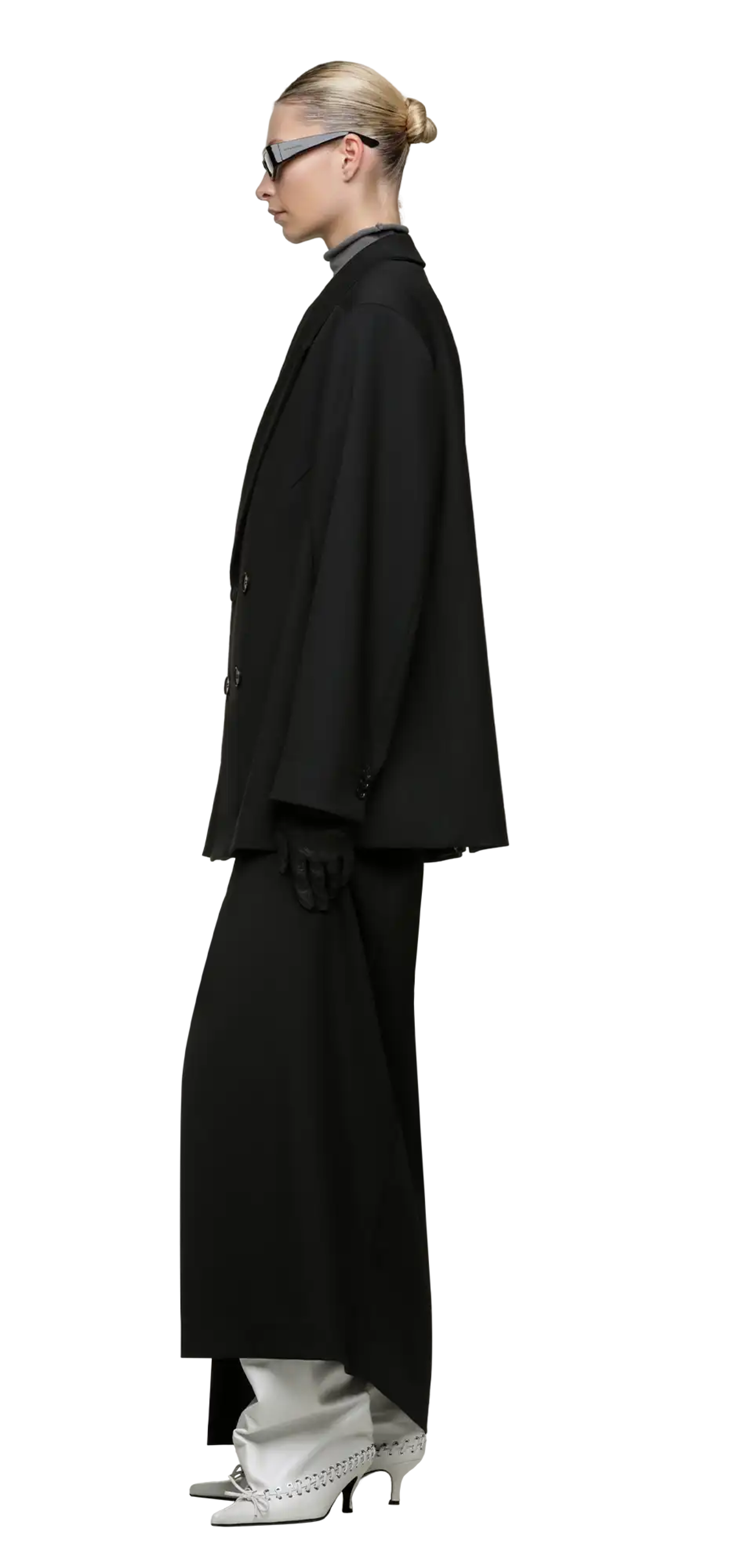 double-breasted-blazer-black character left view