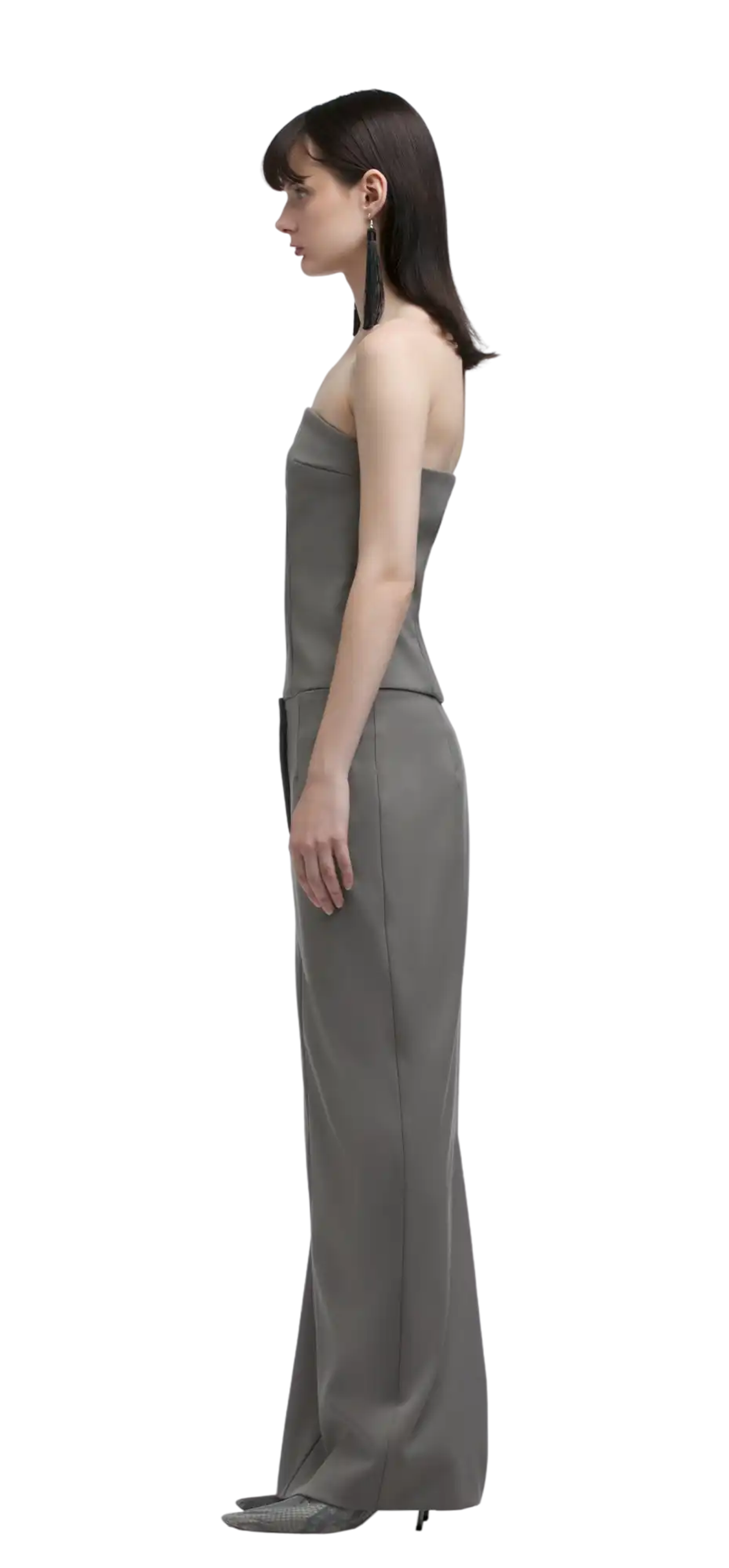 script-skirt-pewter character left view