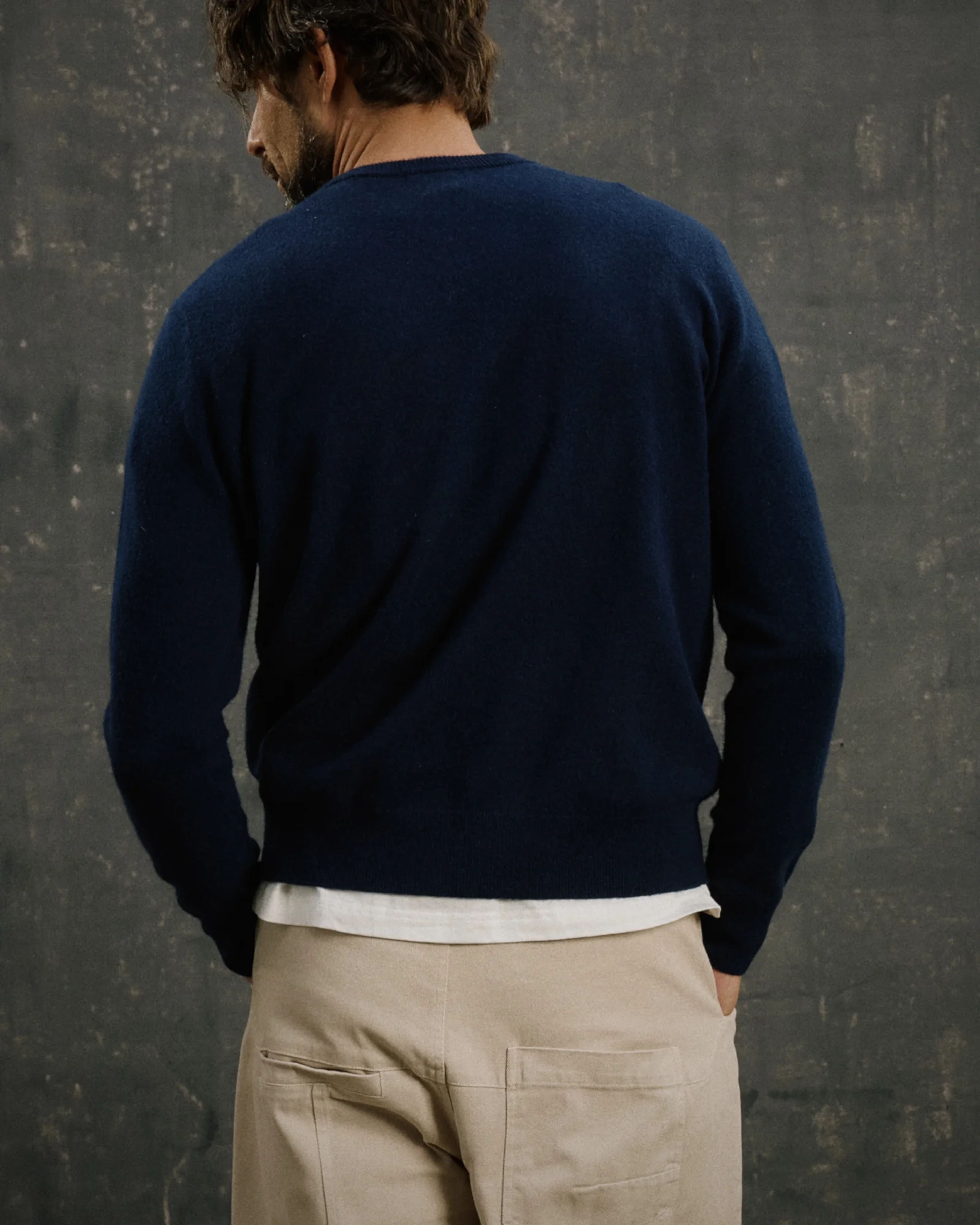Knit Cashmere Crewneck Navy - Image 5