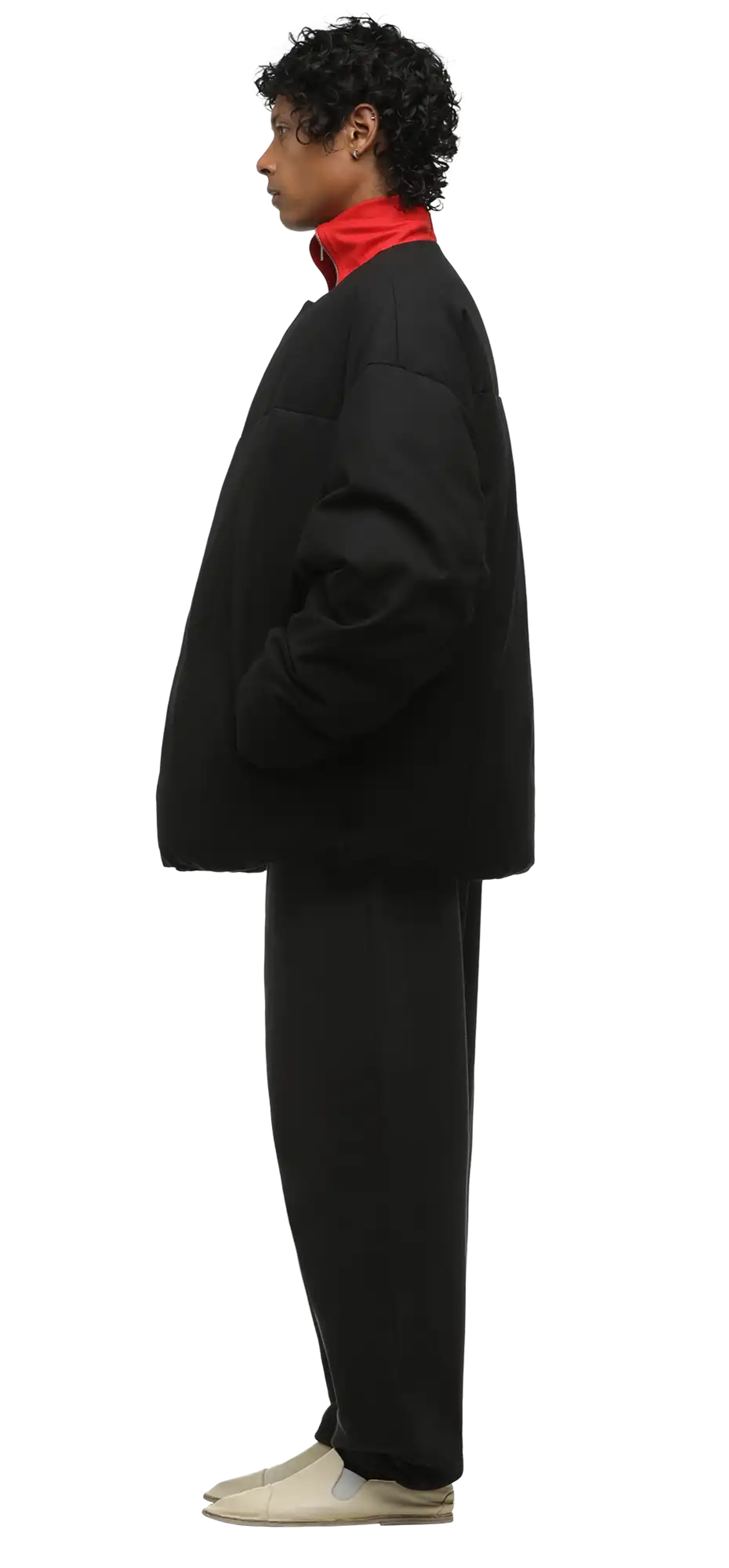 pod-puffer-black character left view