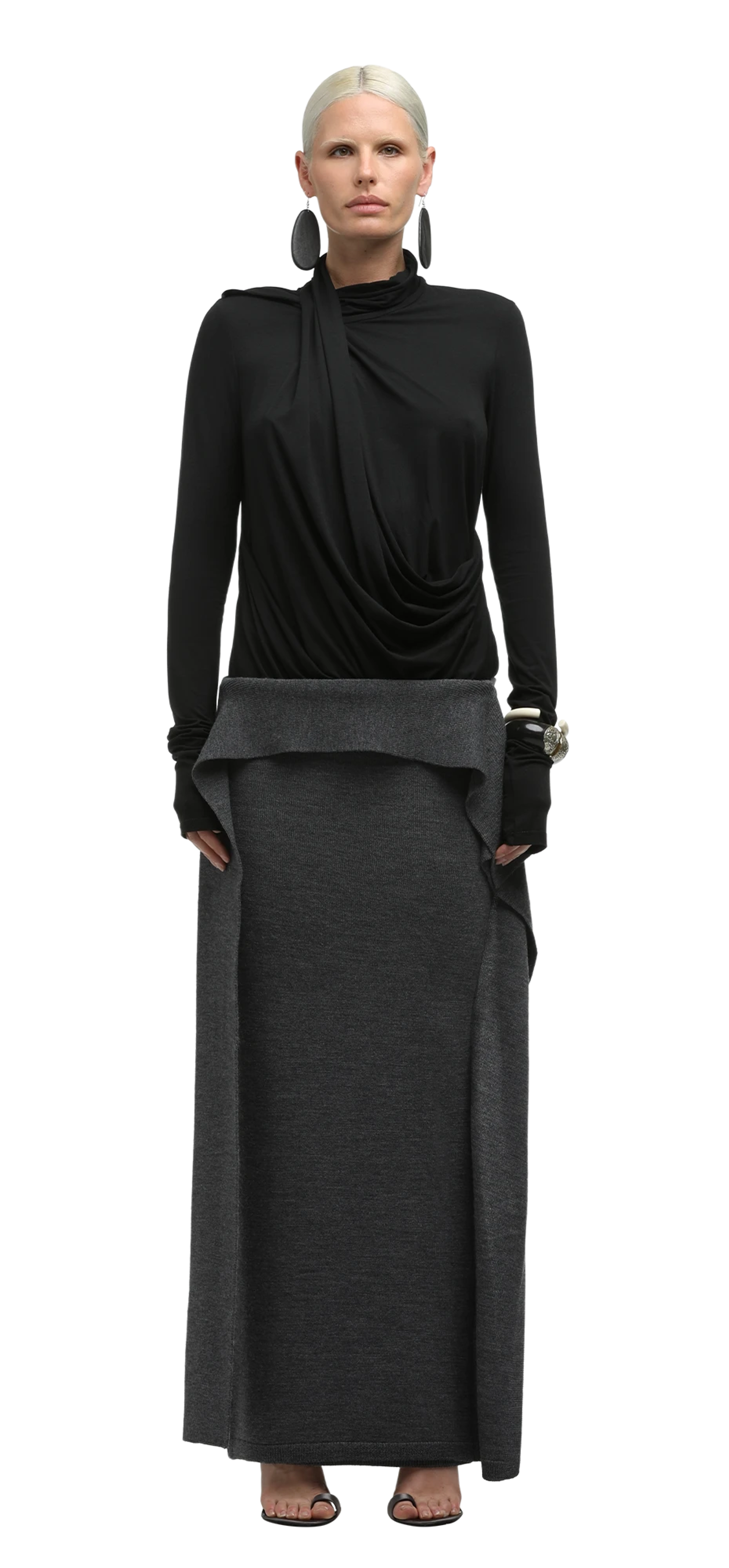 dalters-top-soot character front view