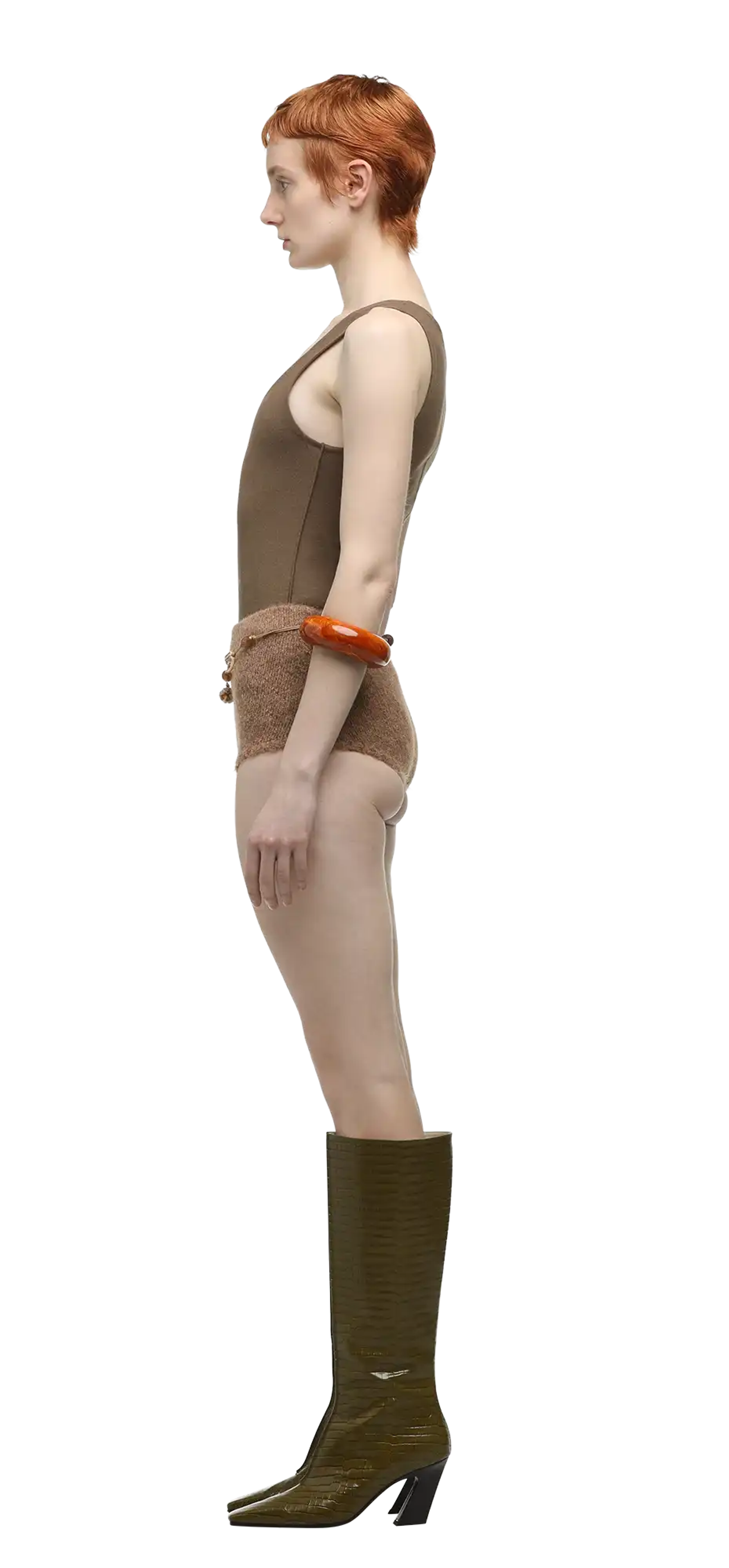 snug-short-rye character left view