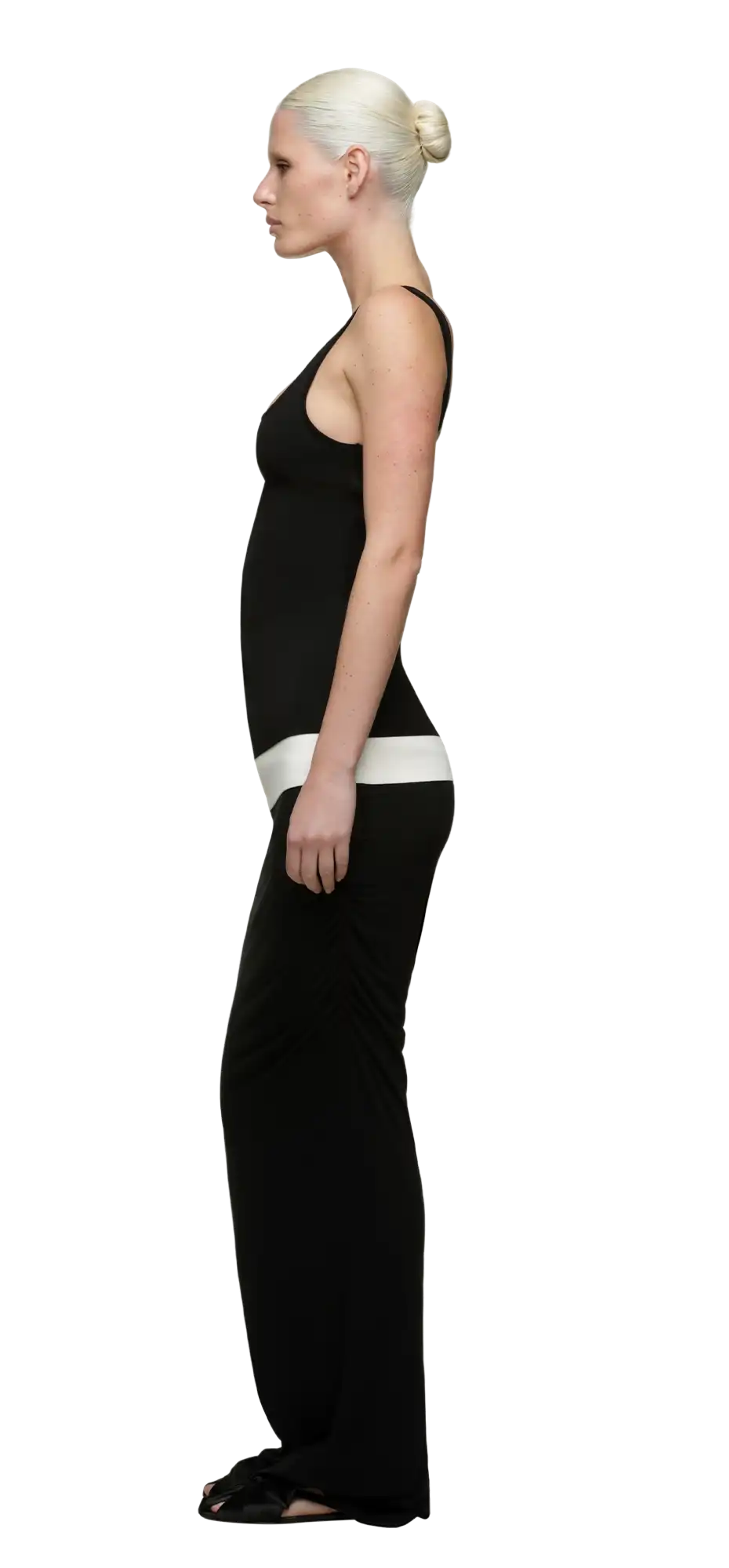 surge-skirt-soot character left view