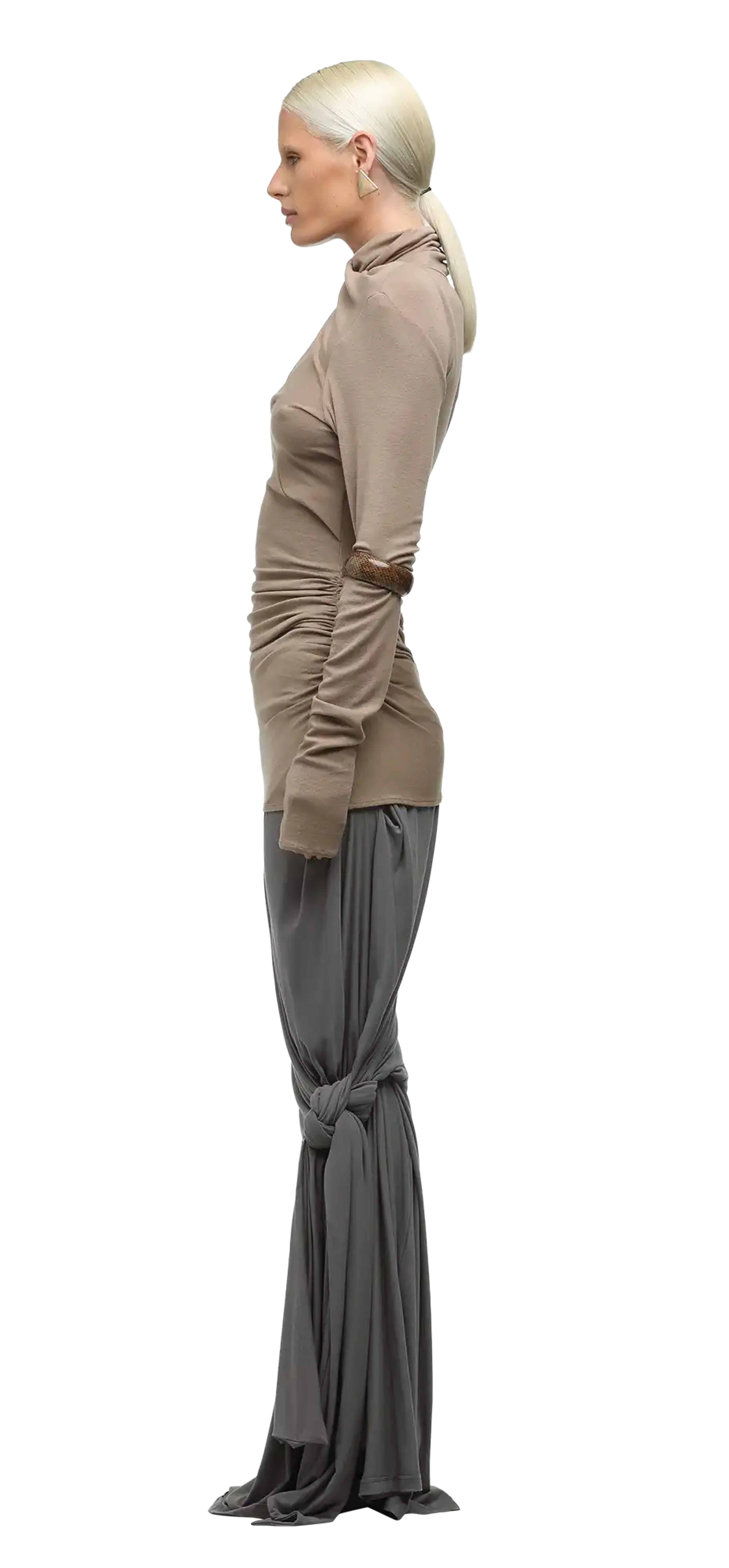 gres-top-peachskin character left view