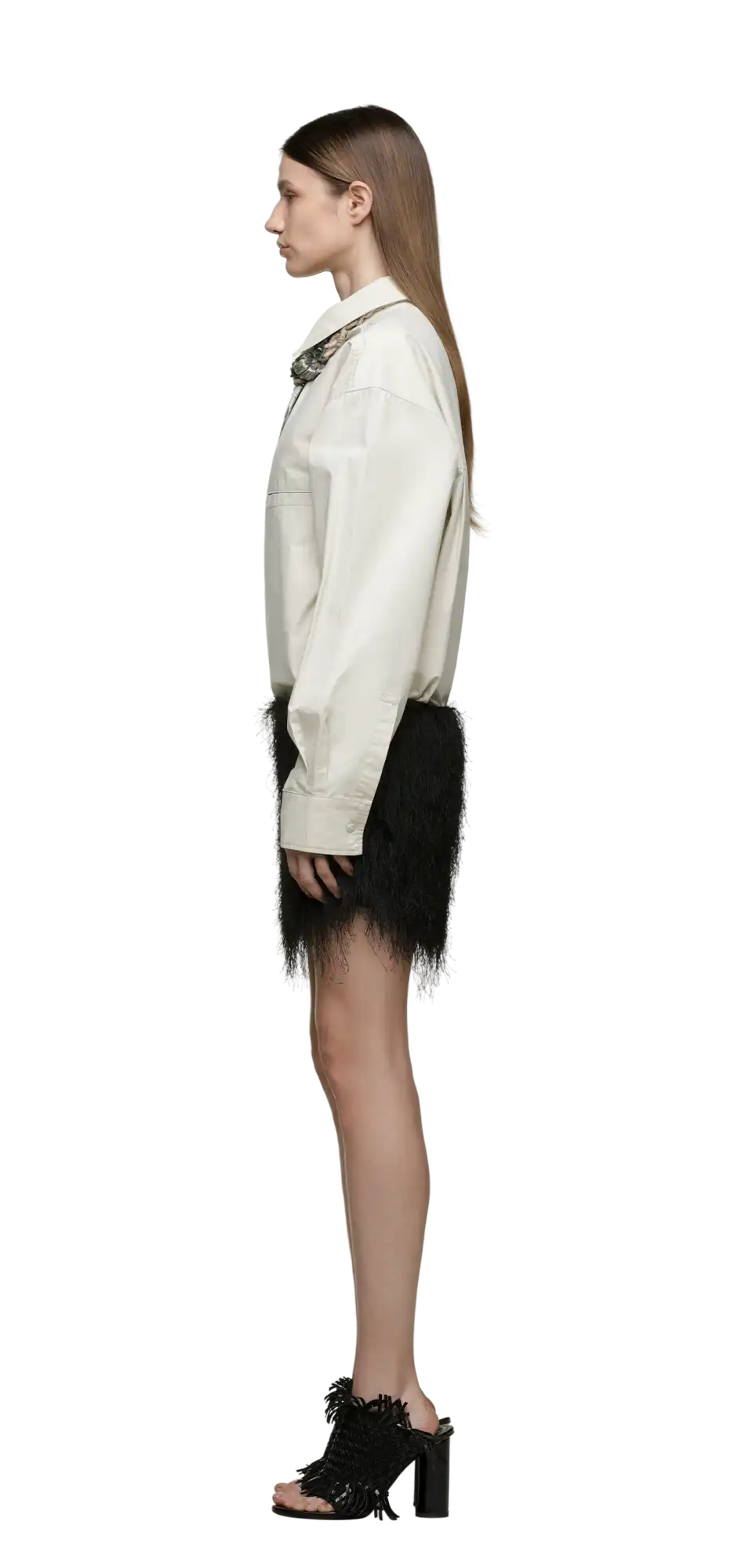 micro-fringe-skirt-widow character left view