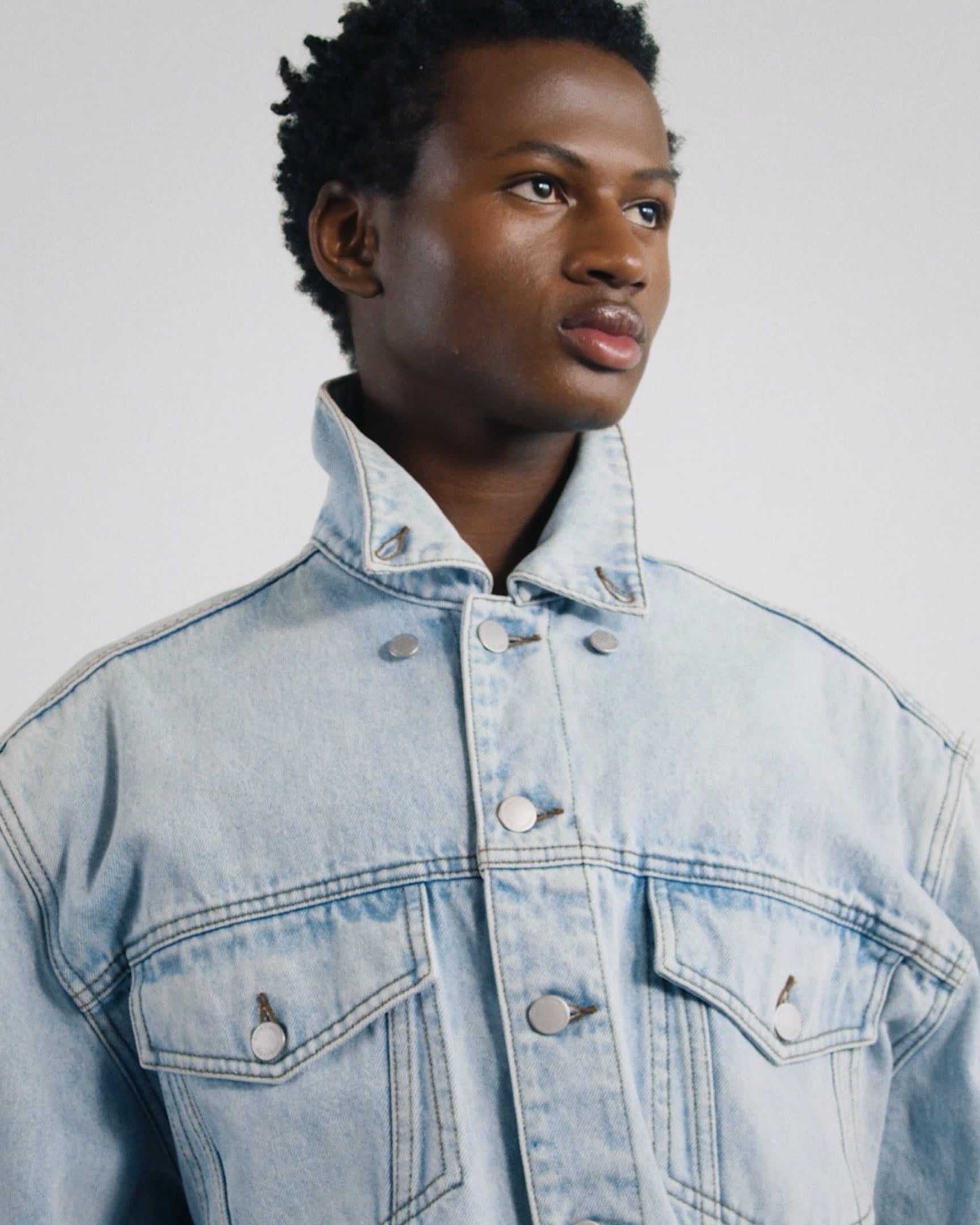 shrunken denim jacket old blue - entire studios