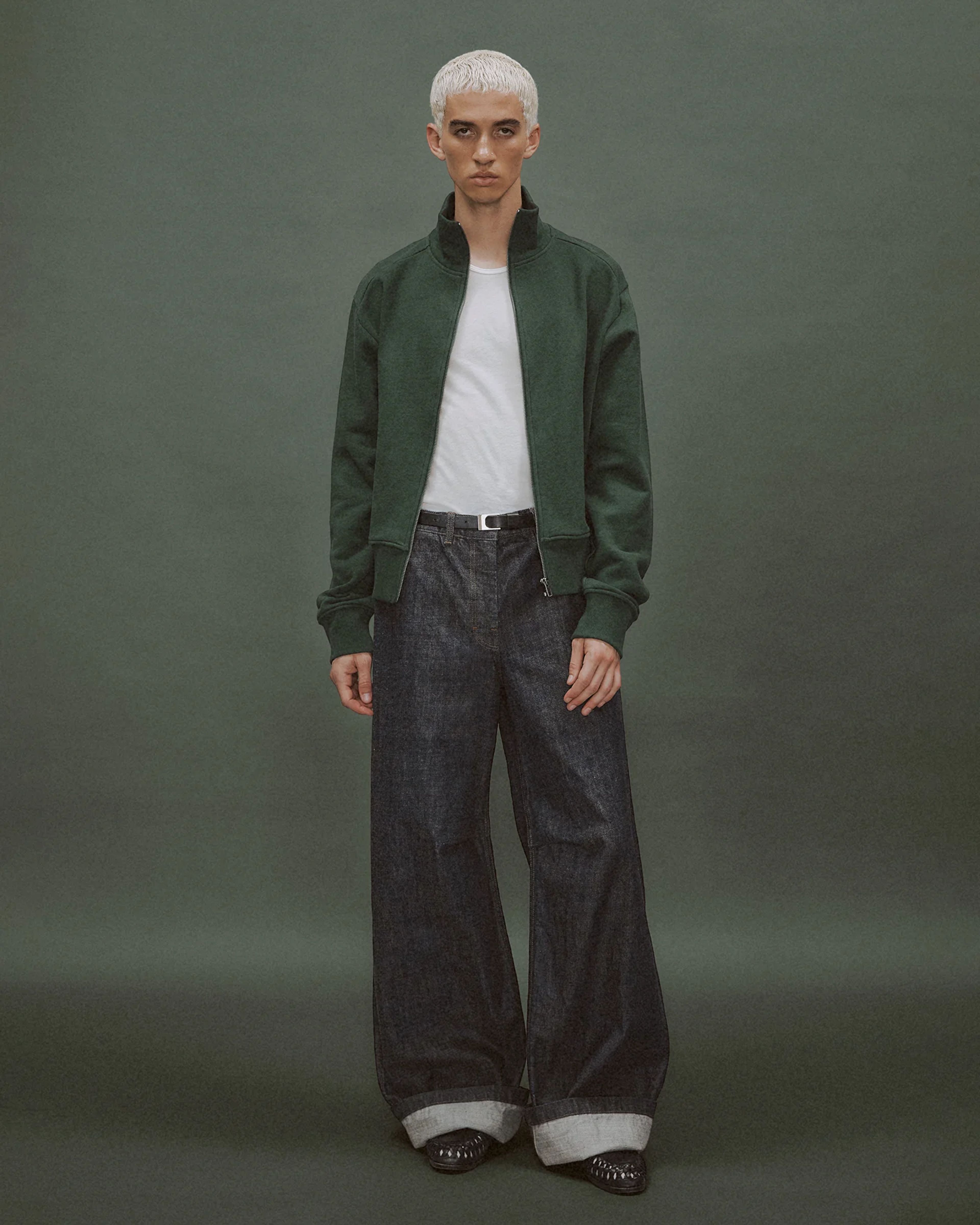 standard-track-jacket-college-green photo model