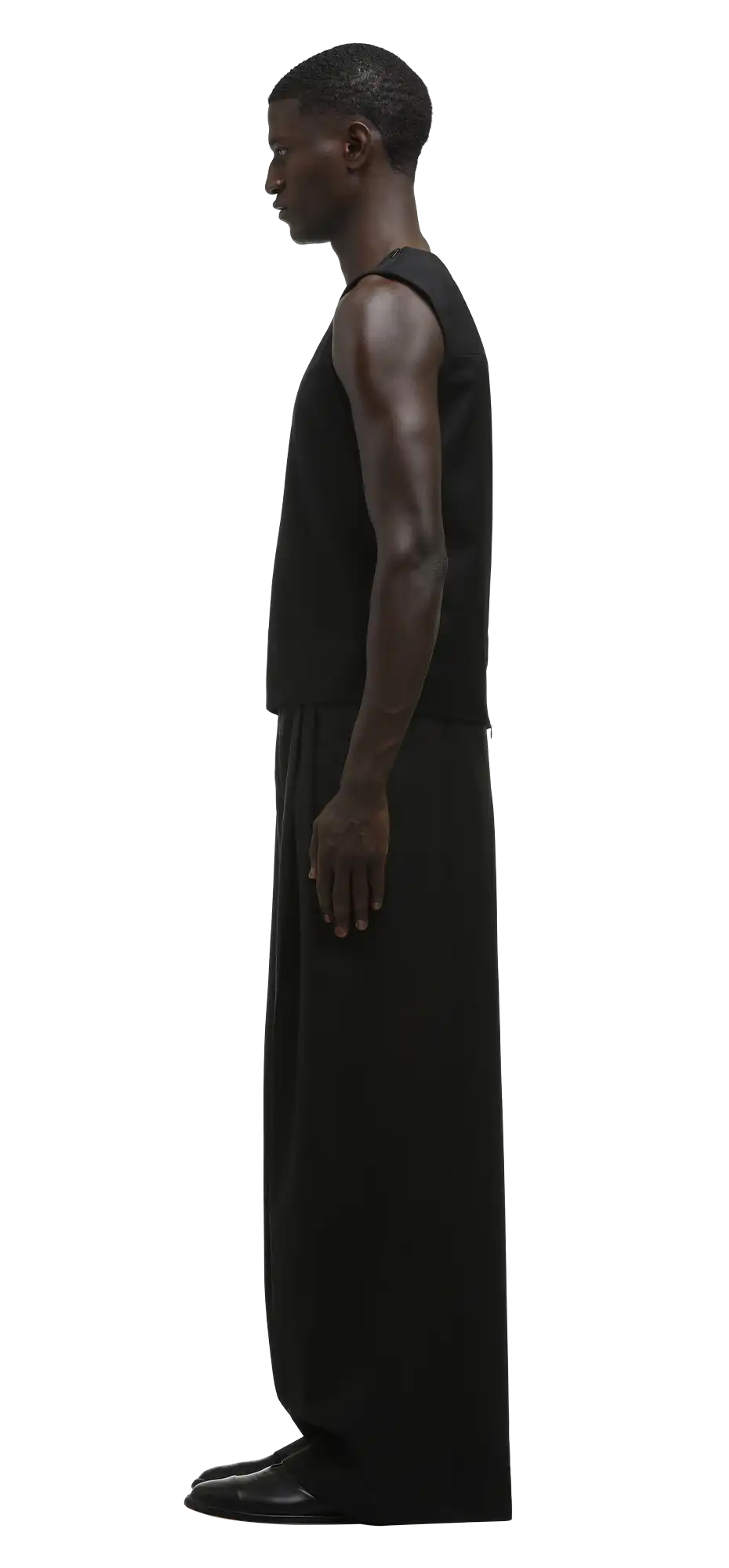 tell-tank-black-wool character left view