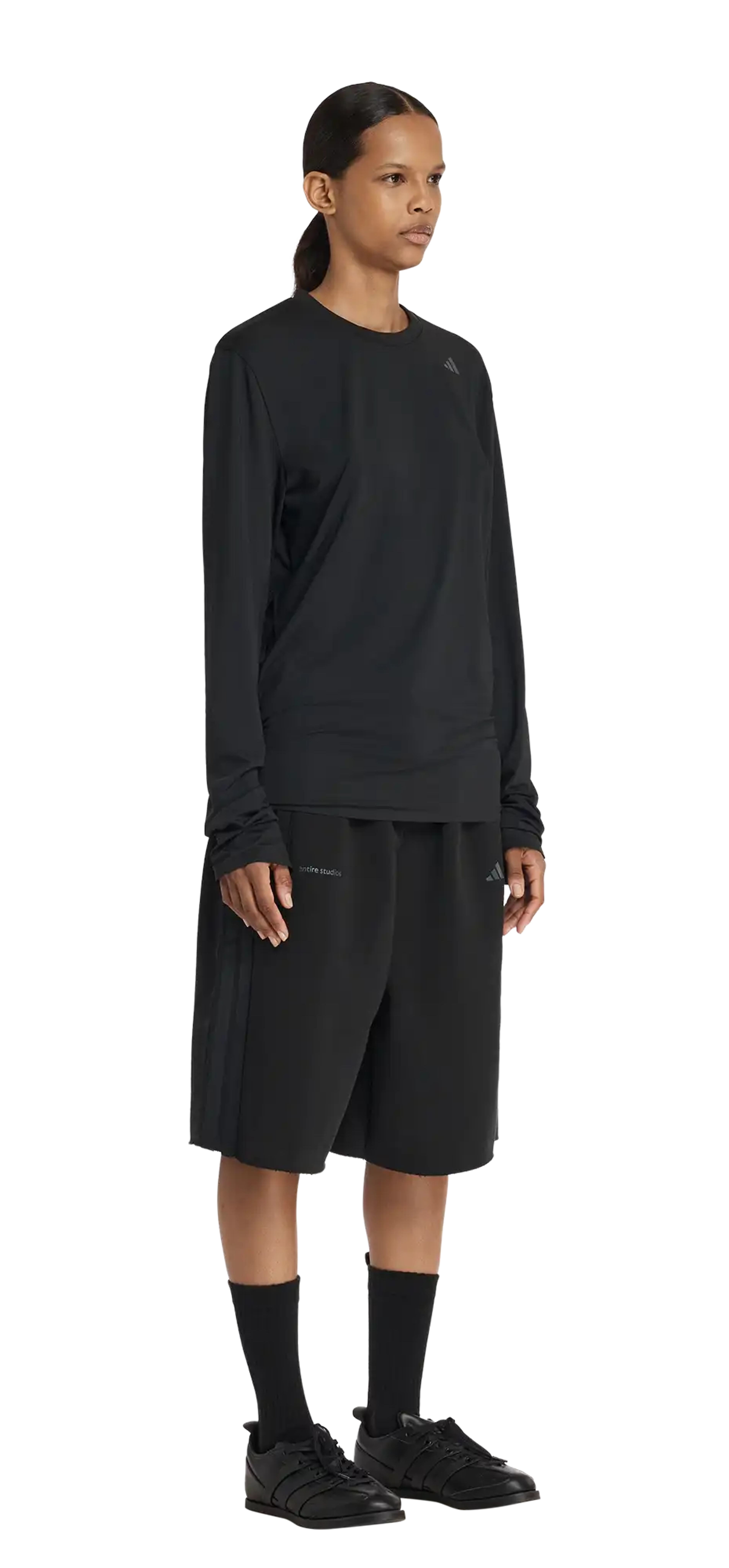 uniform long sleeve t-shirt black - entire studios