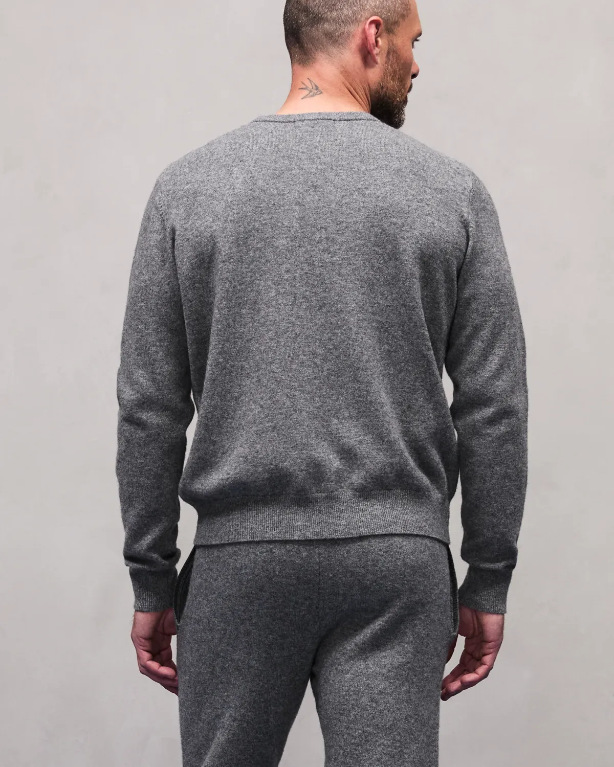 Knit Cashmere Crewneck Concrete - Image 4