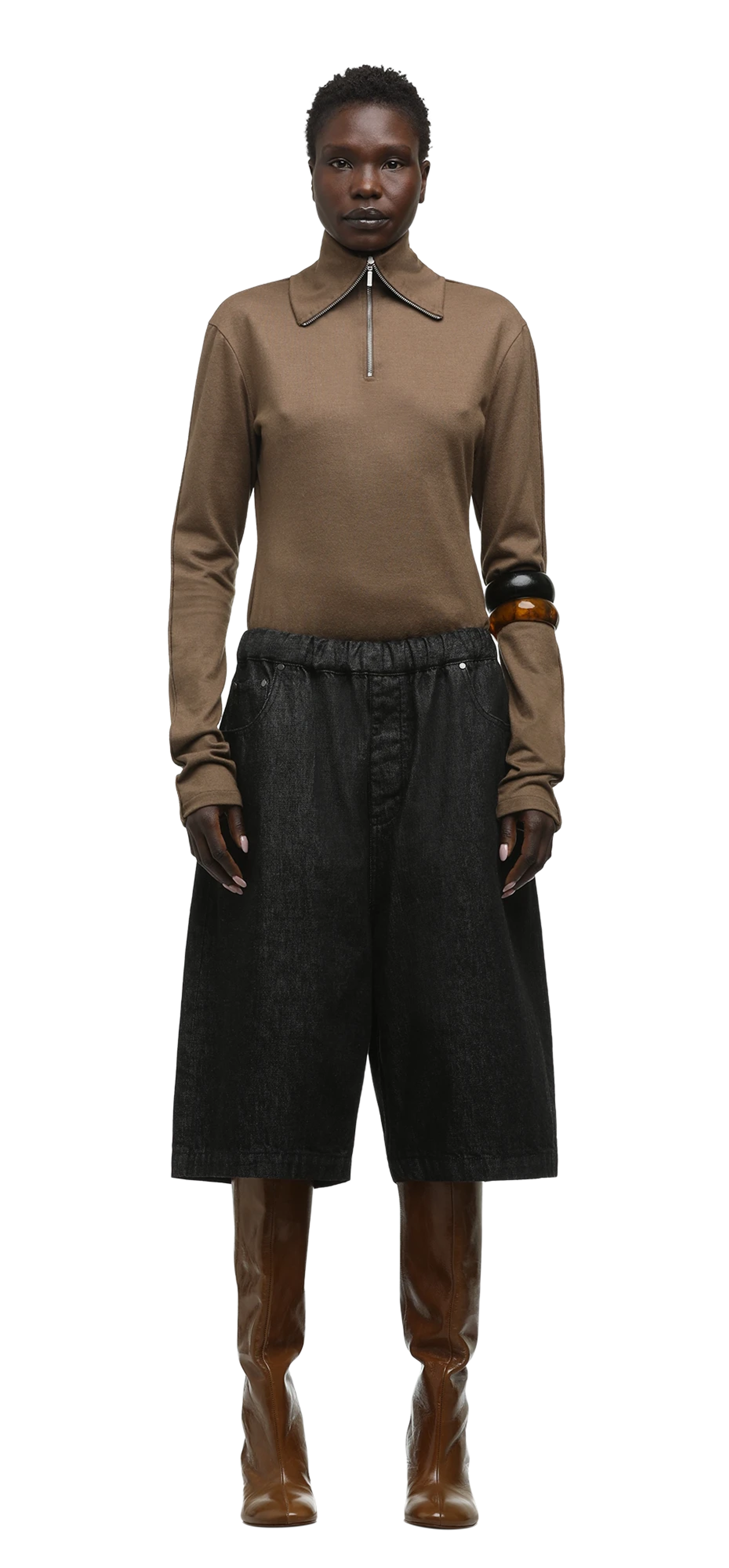 spar-shorts-raw-black character front view
