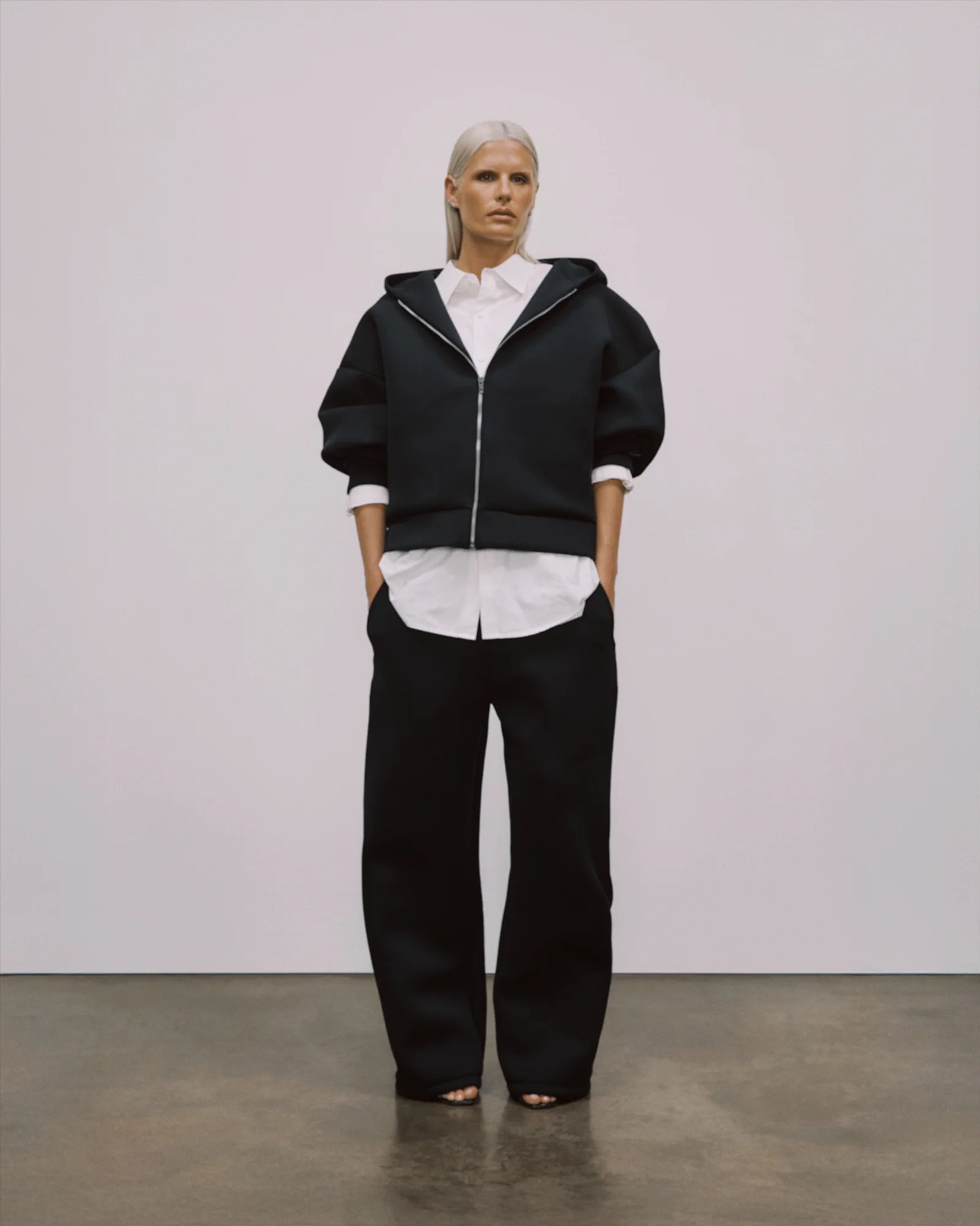 Scuba Zip Hood Black