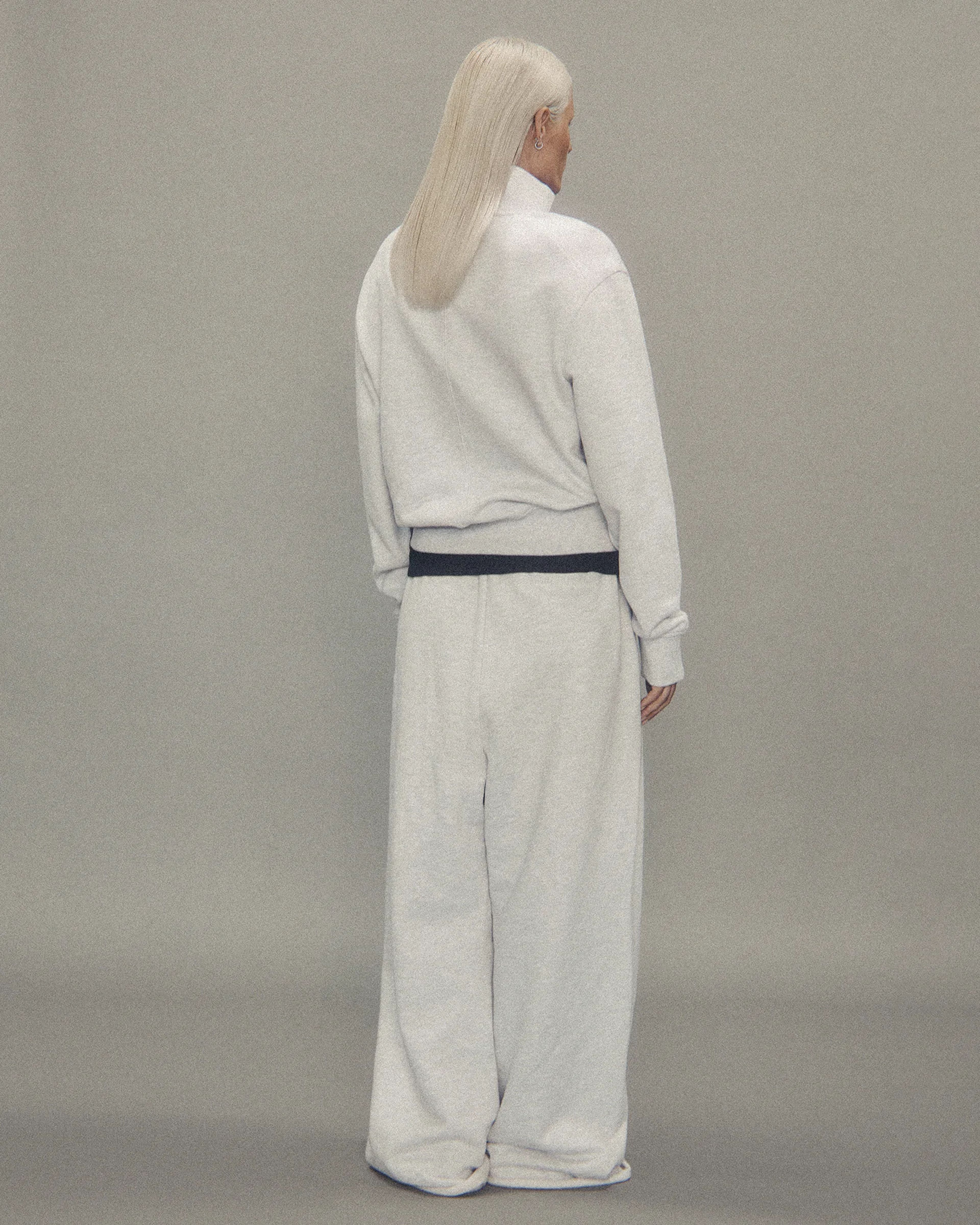 Port Pullover Heather Grey - Image 6