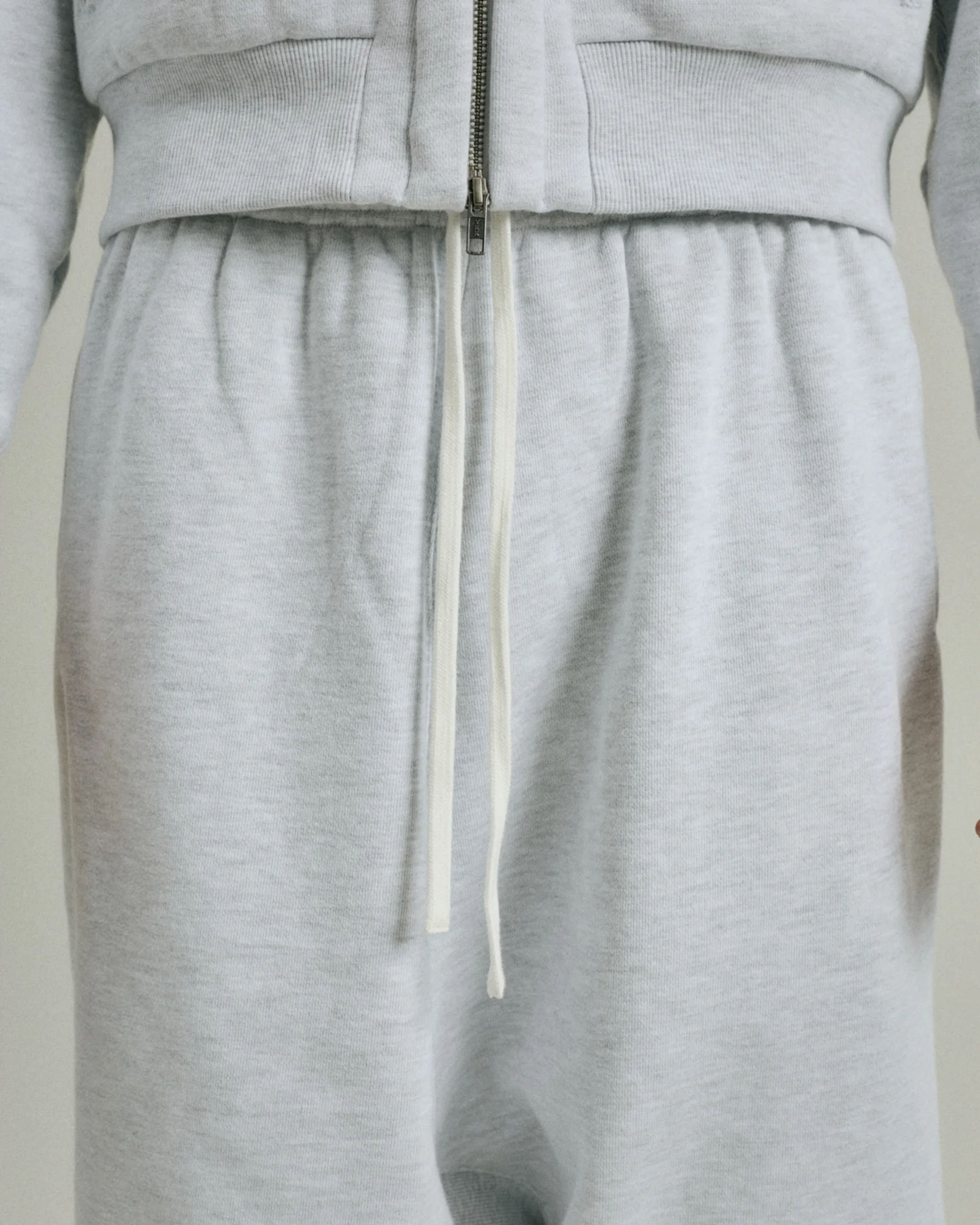 Drop Short Heather Grey - Image 3