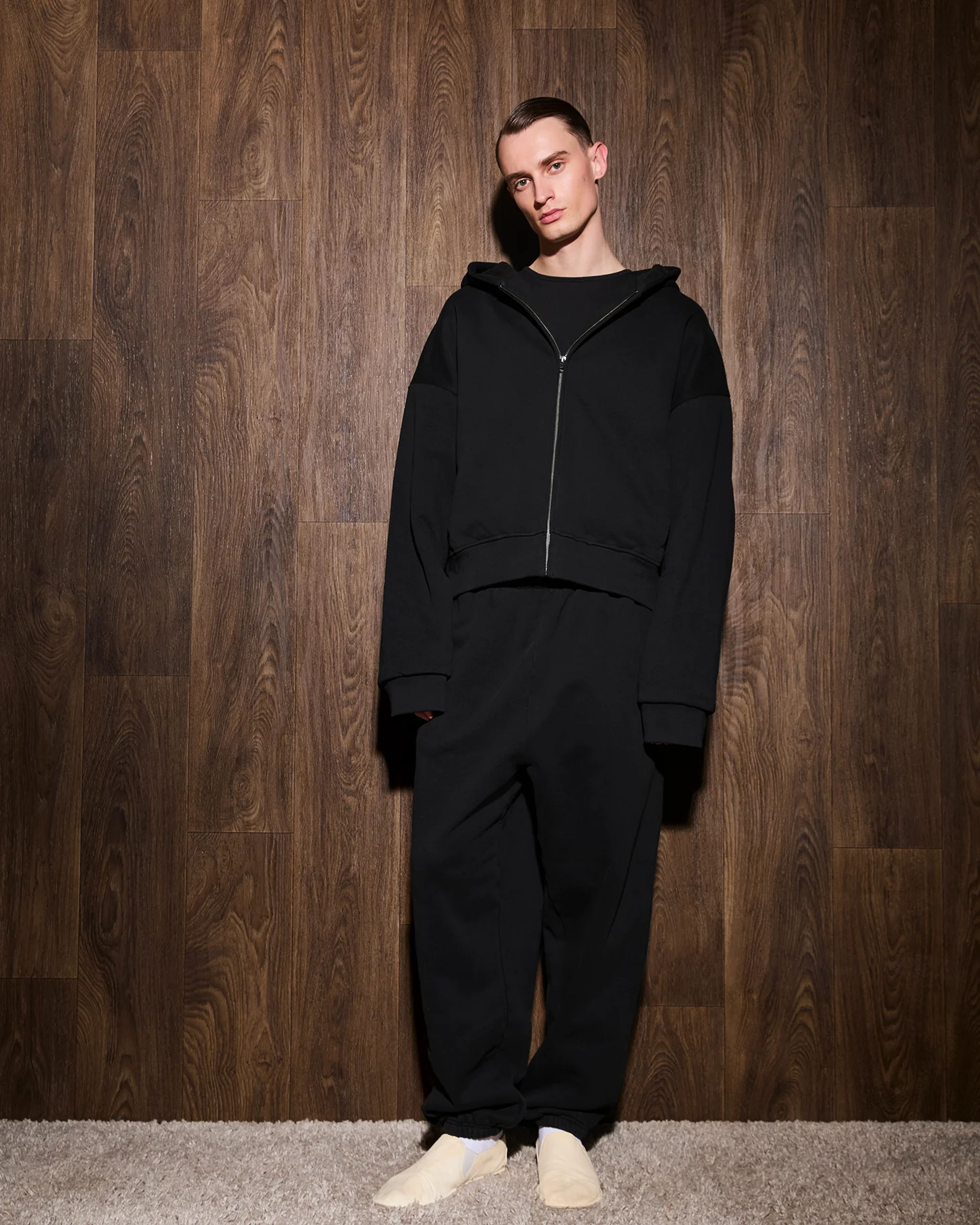 Thermal Hood Black - Image 1