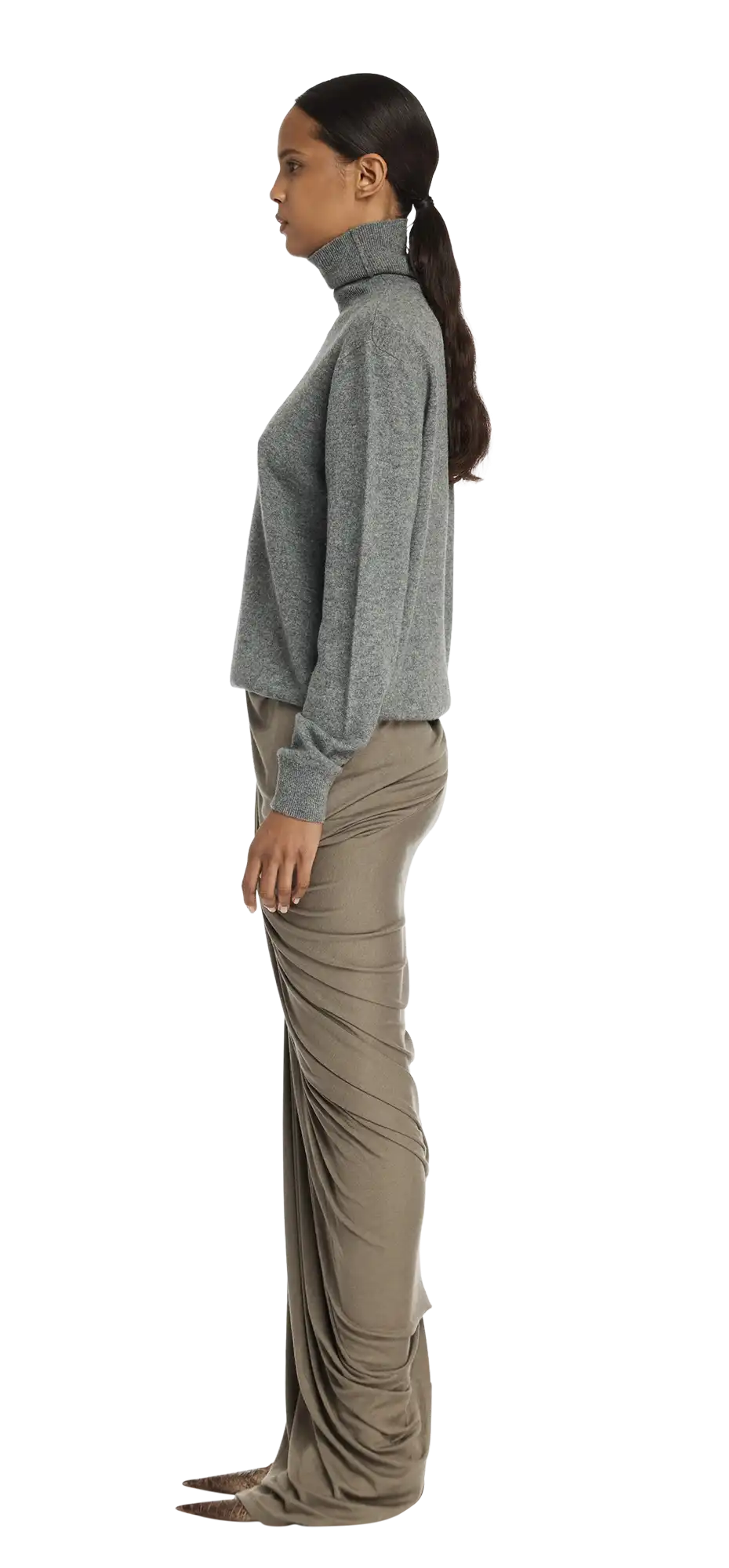 dia-skirt-taupe character left view