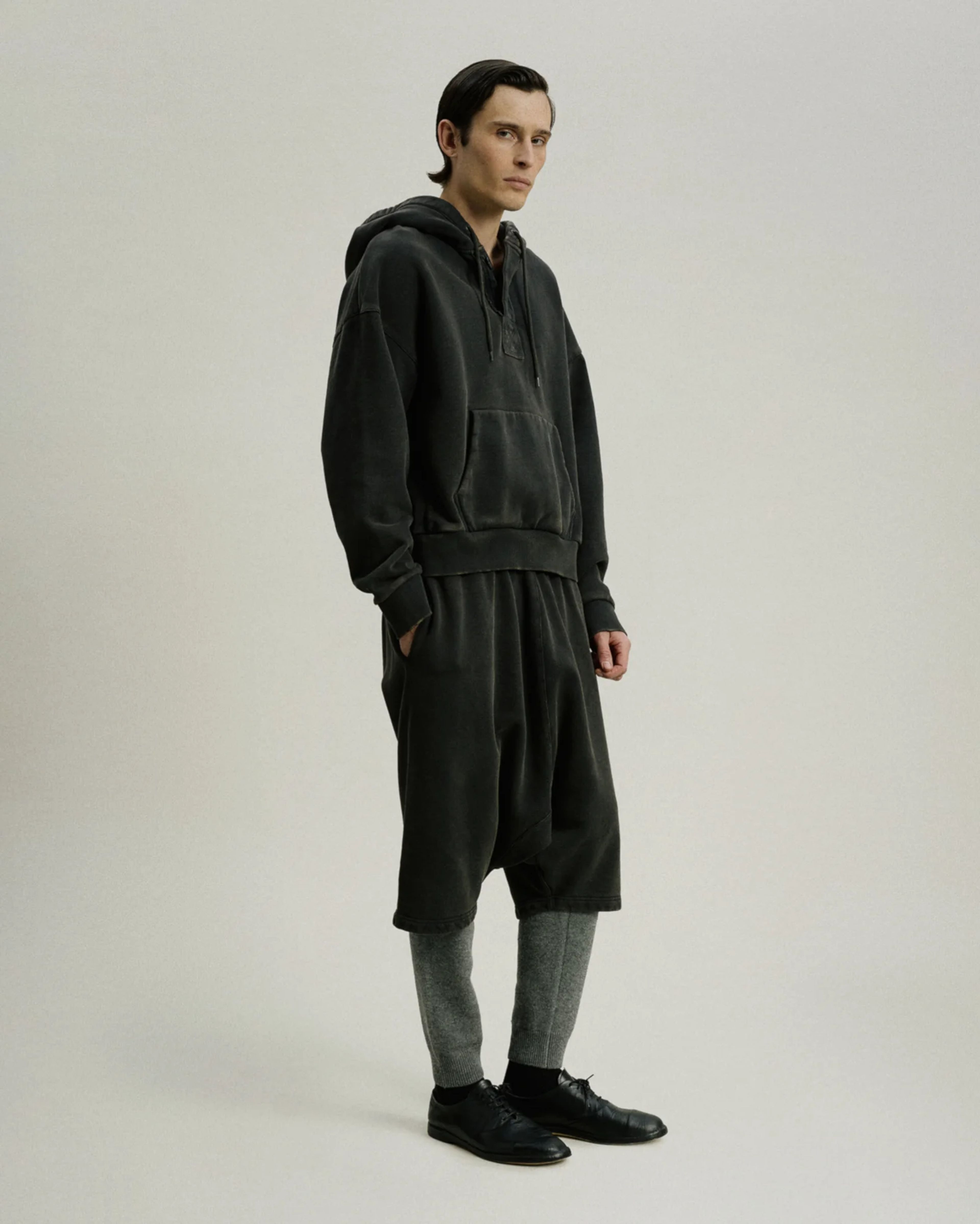 Drop Short Washed Black - Image 2