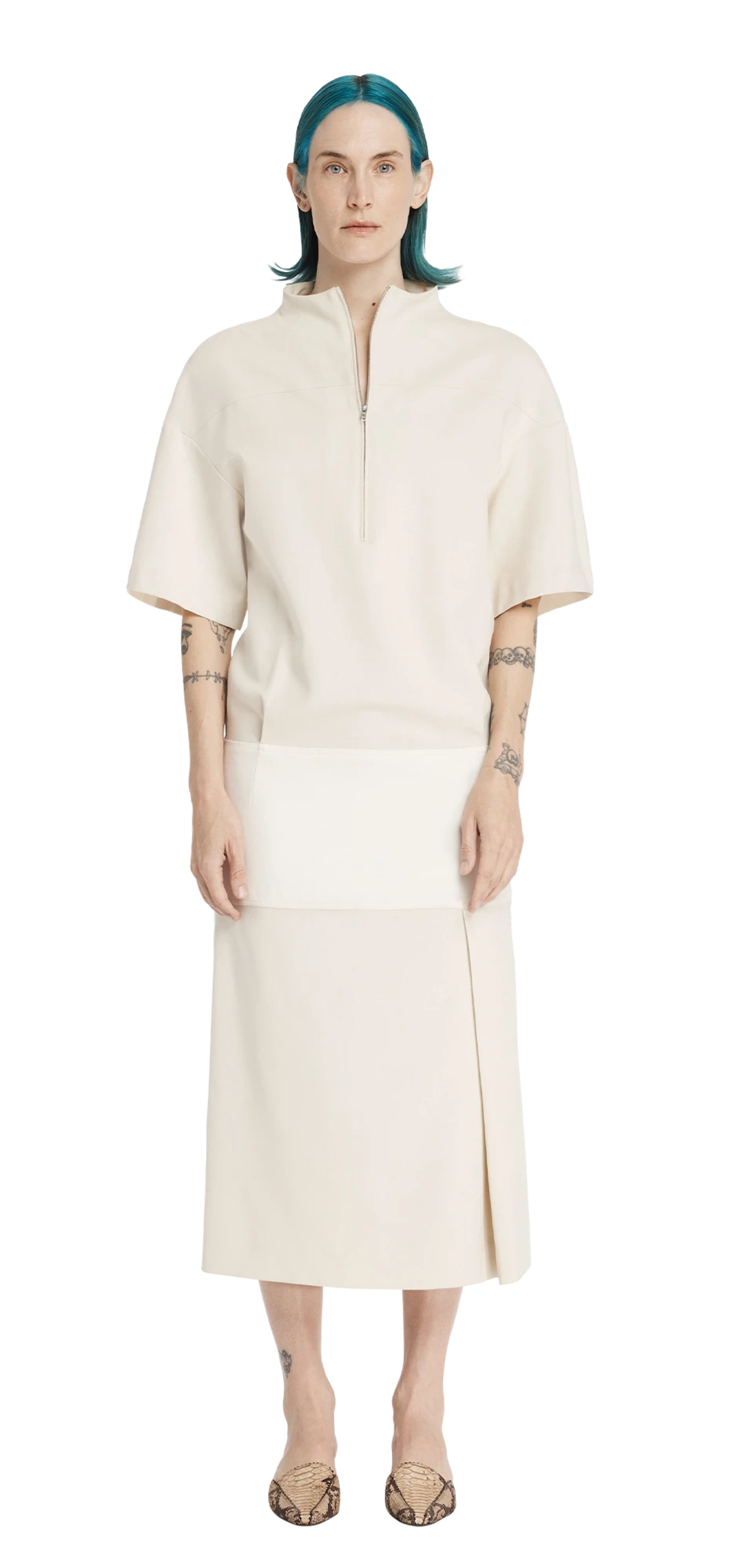 polo-dress-porcelain character front view