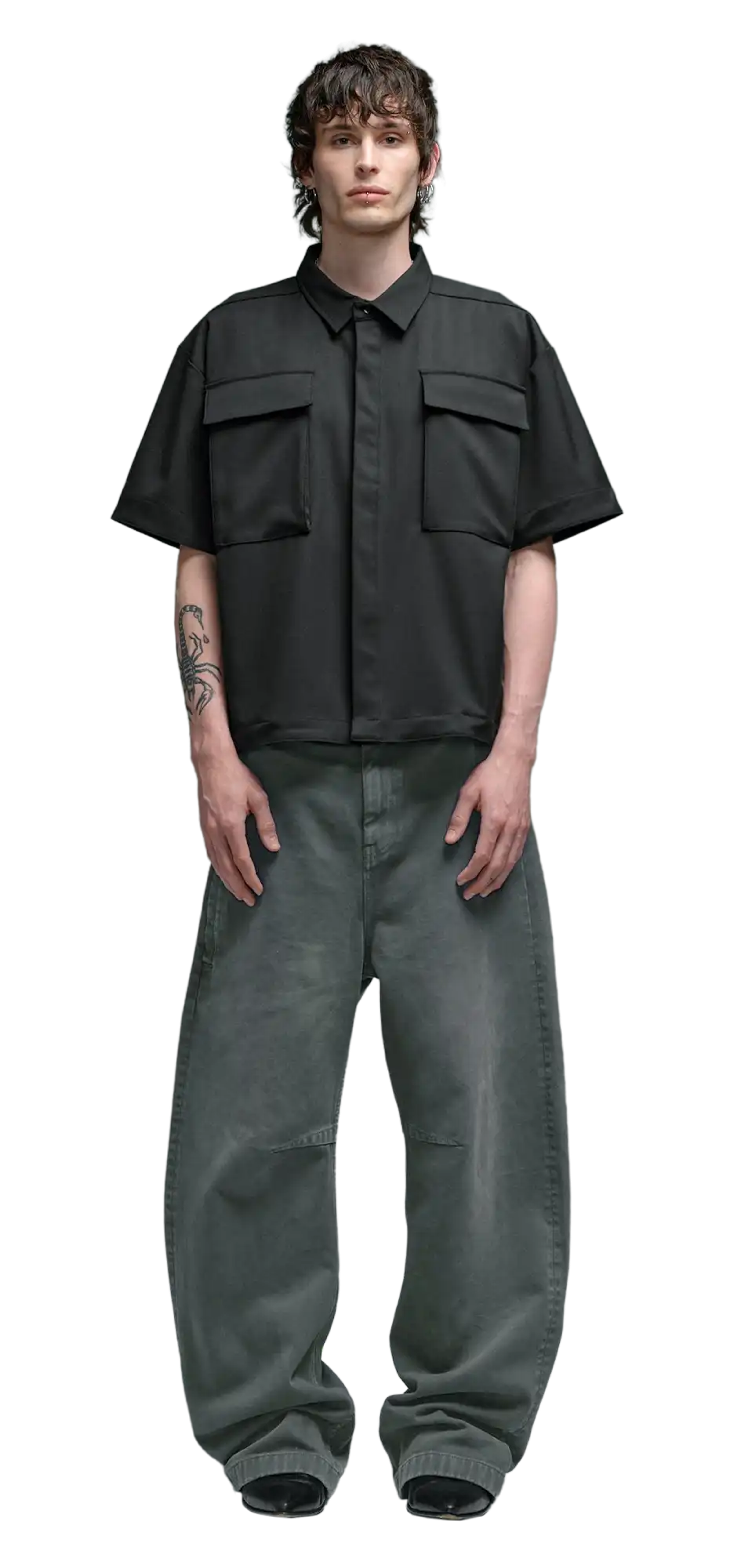 duty-shirt-black character front view