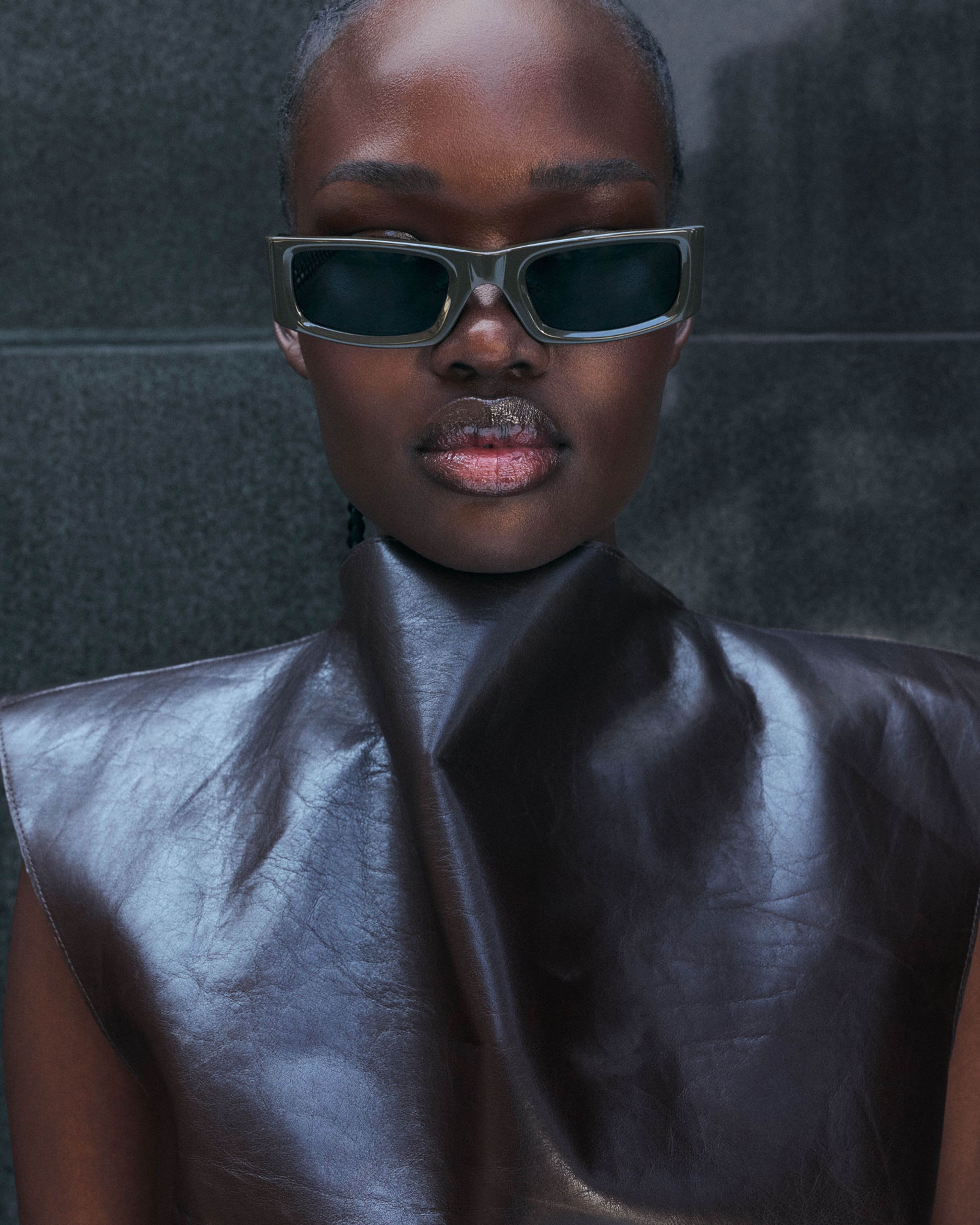 Elemental Gloss Brown - Image 2