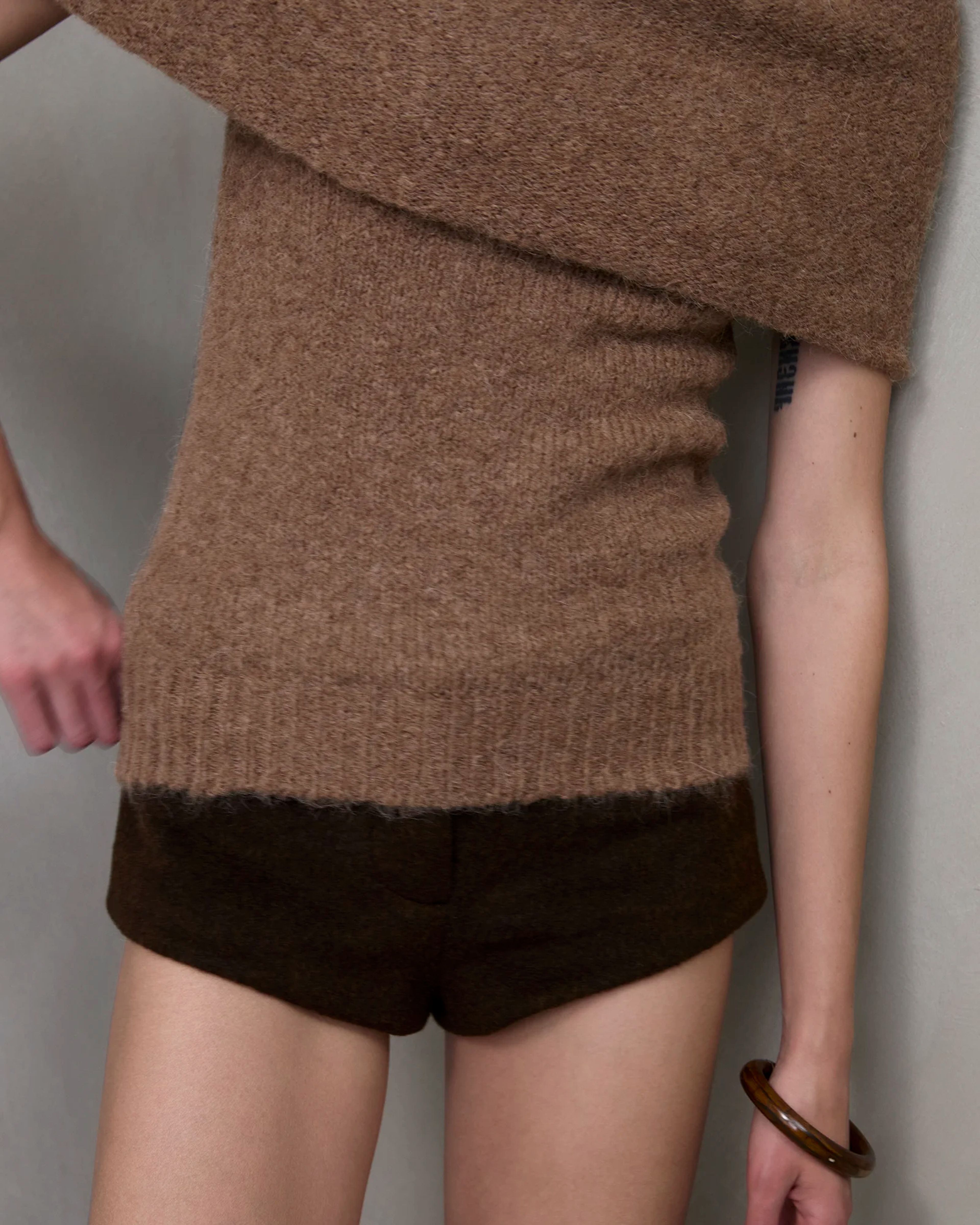 Sleeveless Bound Top Rye - Image 2