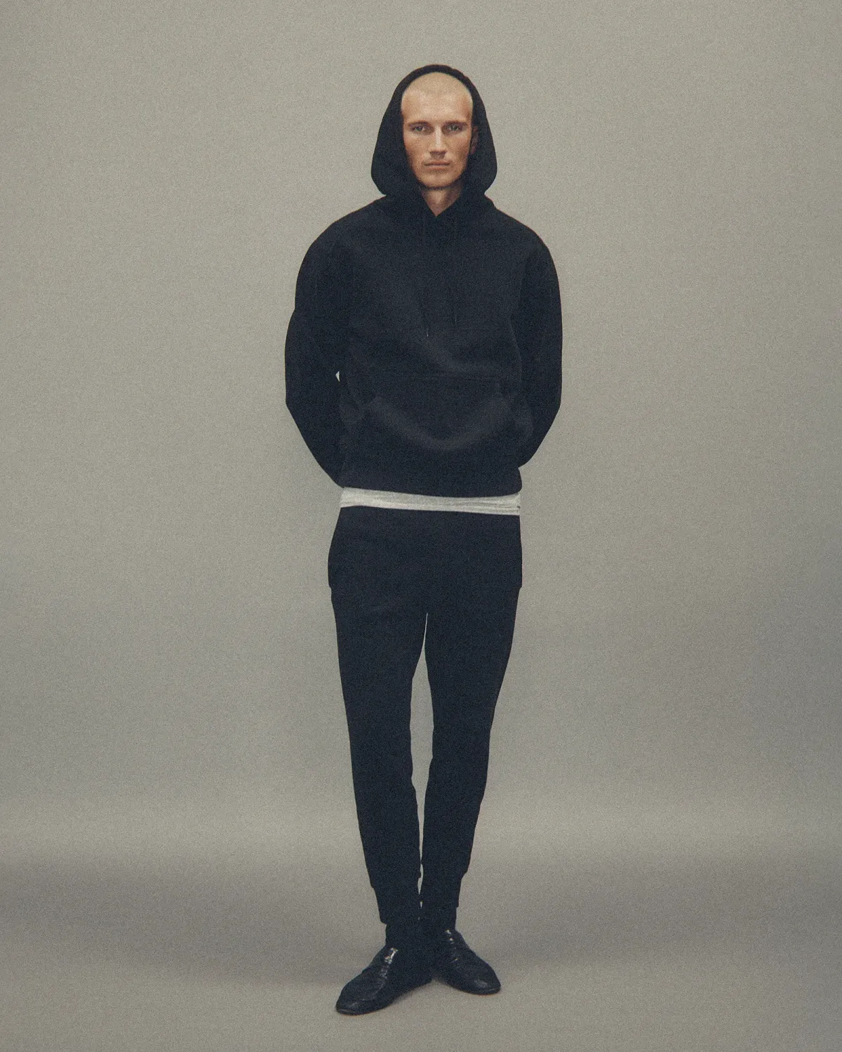 Standard Hood Black - Image 2