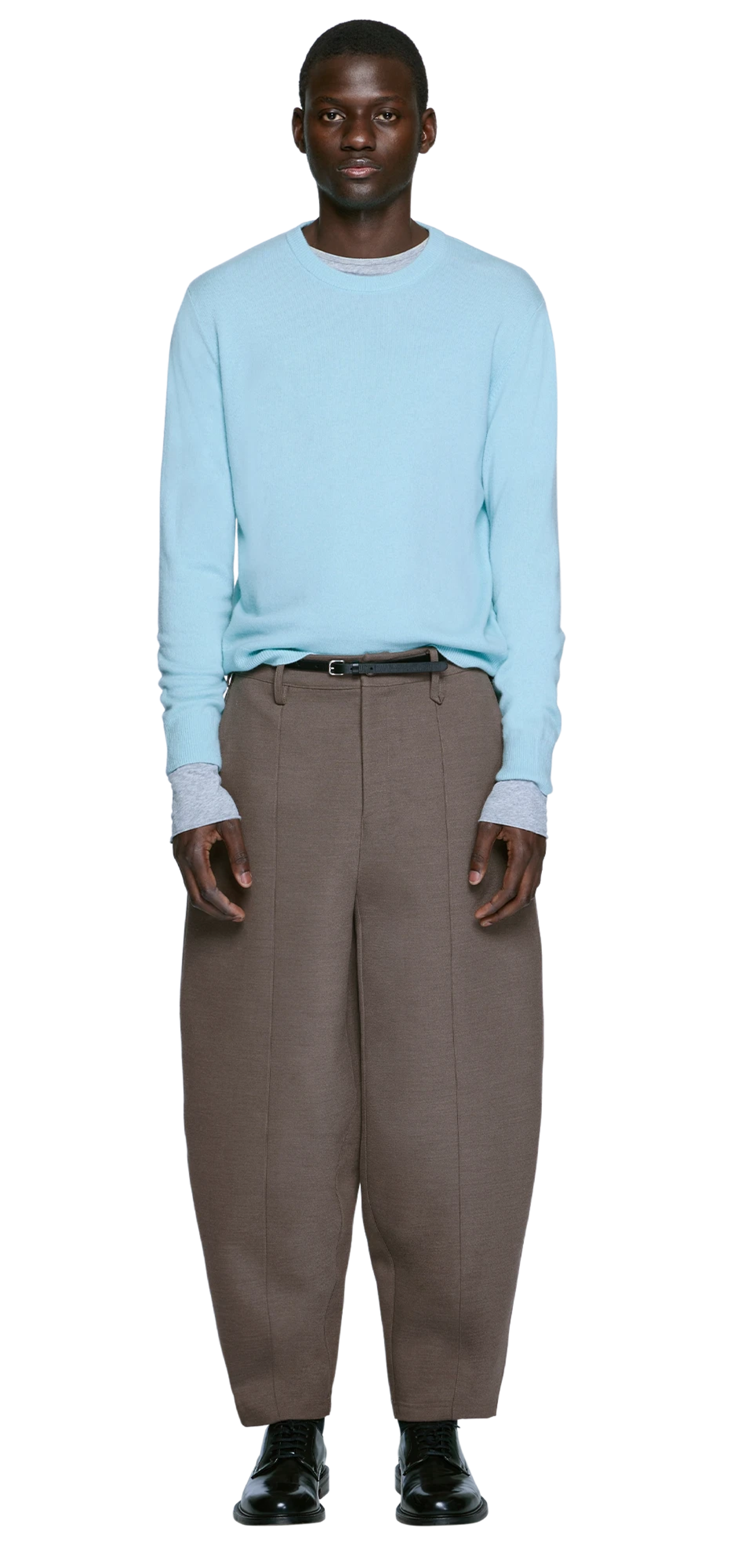 ari-pant-moth character front view