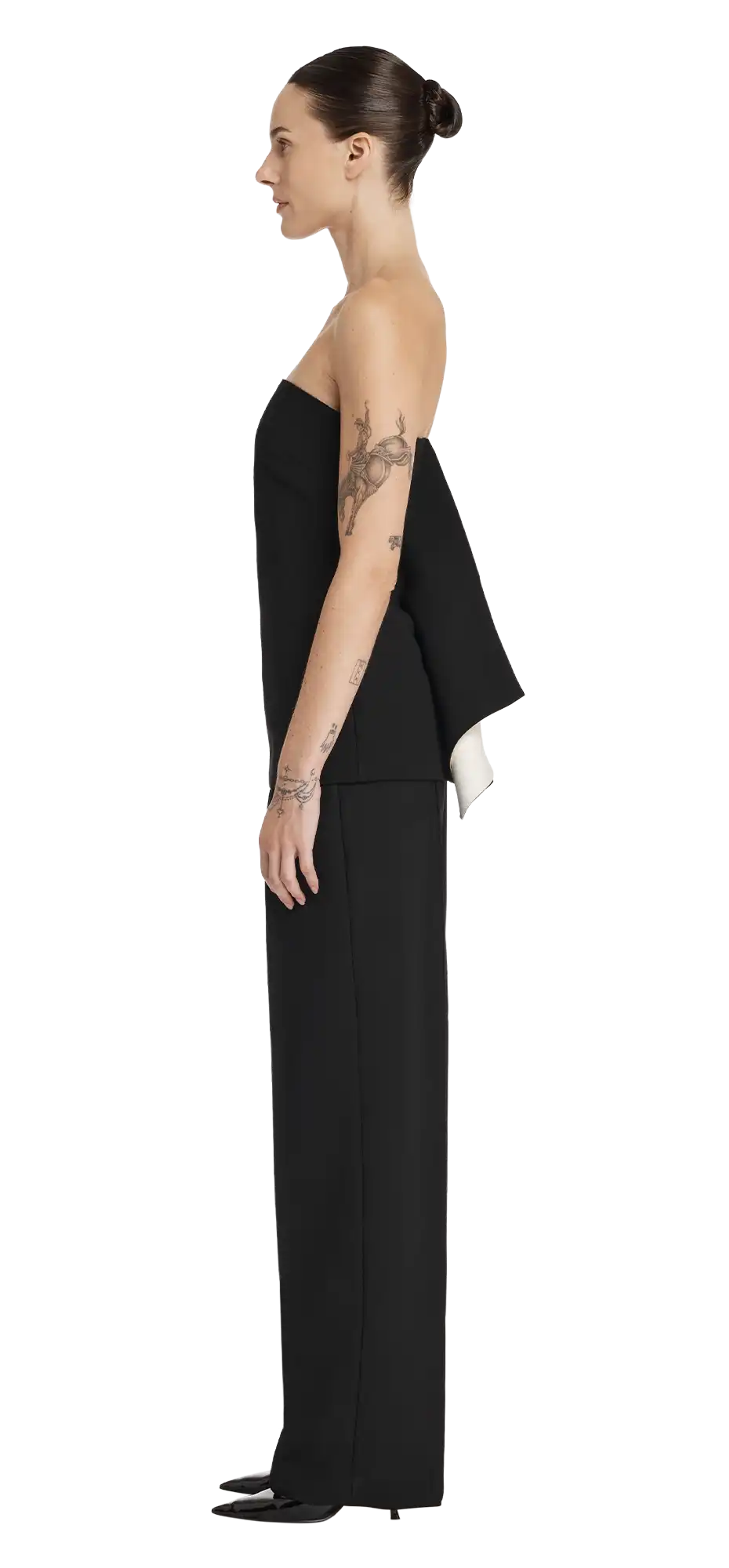 fin-tube-black character left view