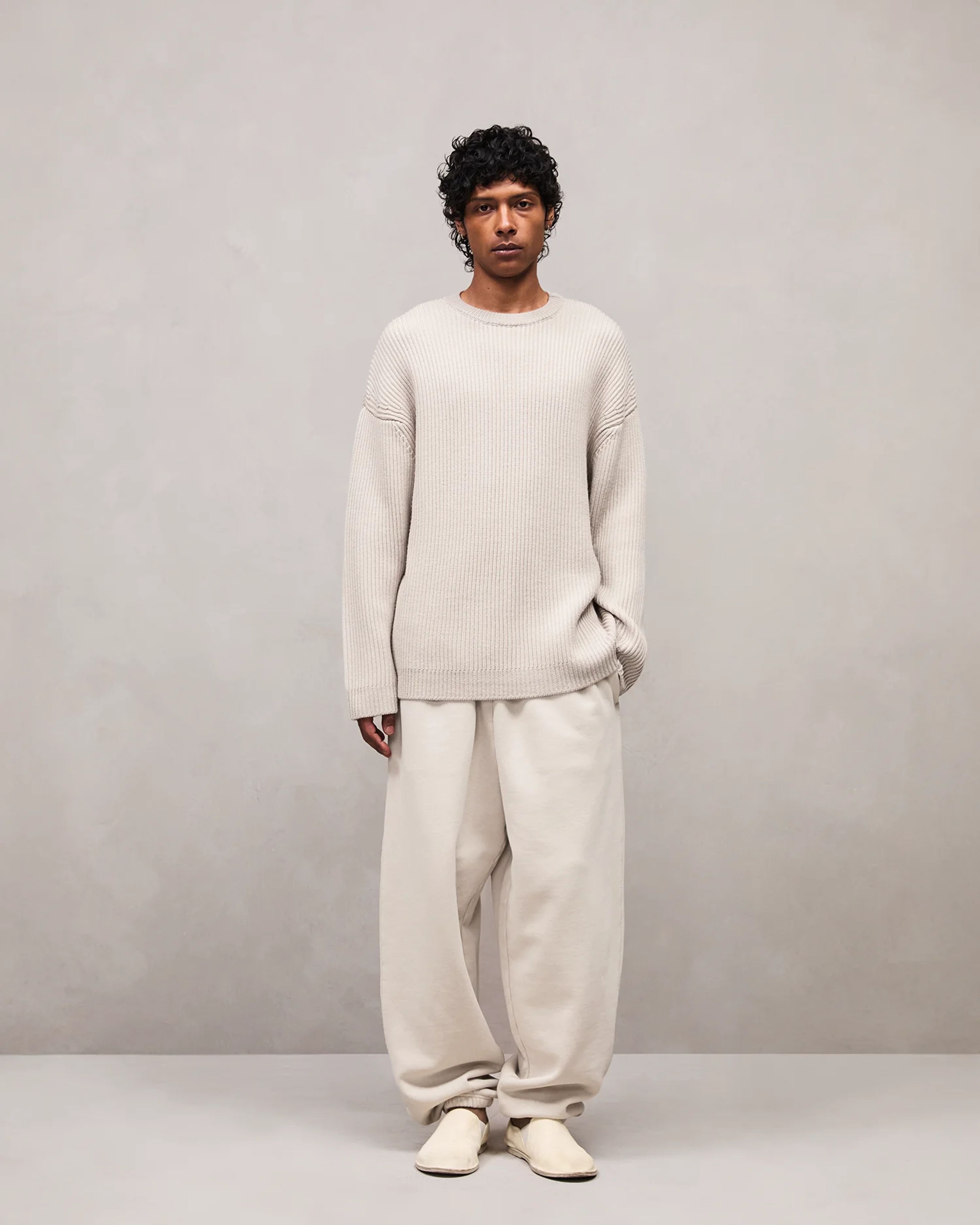 Oversize Knit Crewneck Beige - Image 1