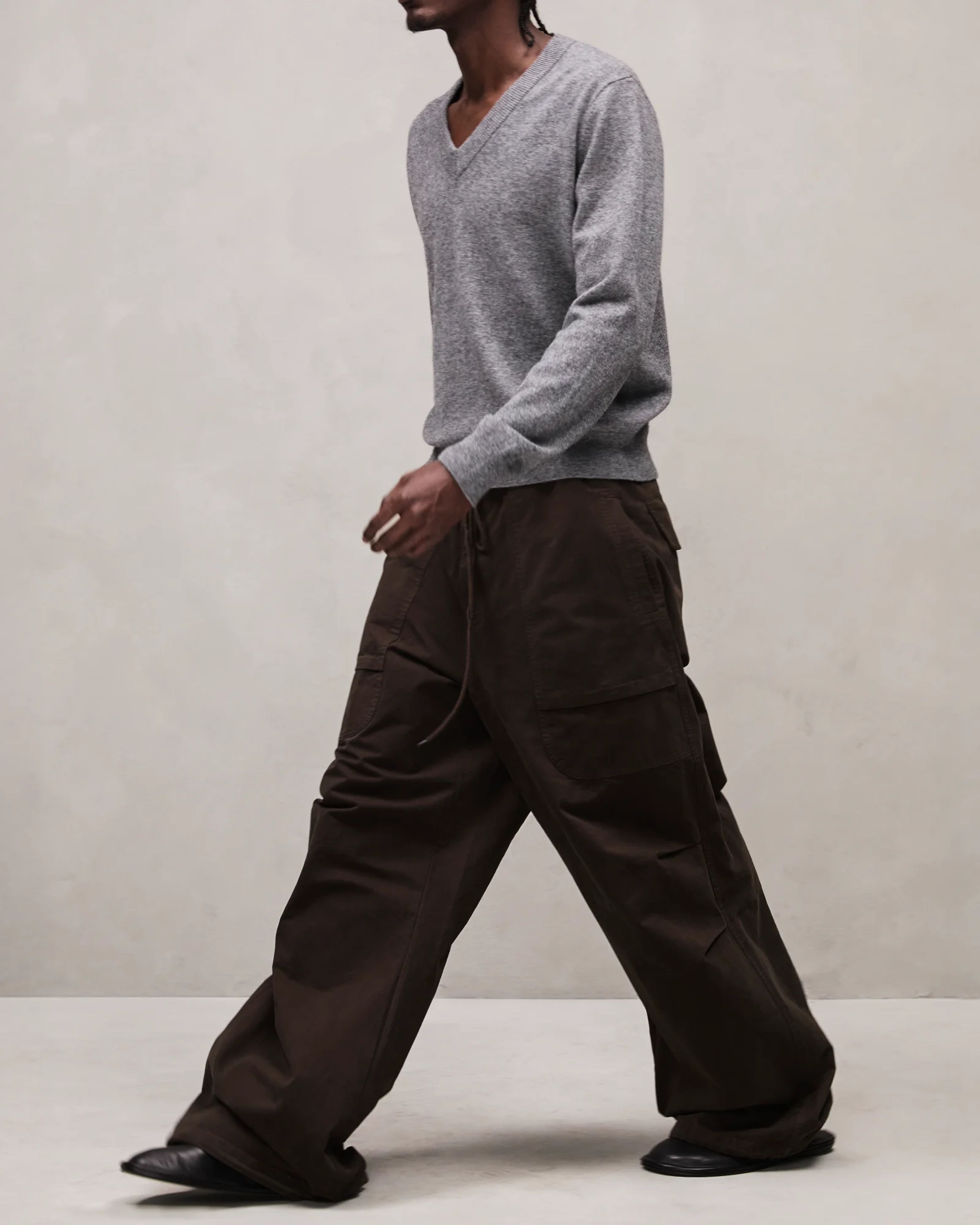 Barren Cargo Brunette - Image 6