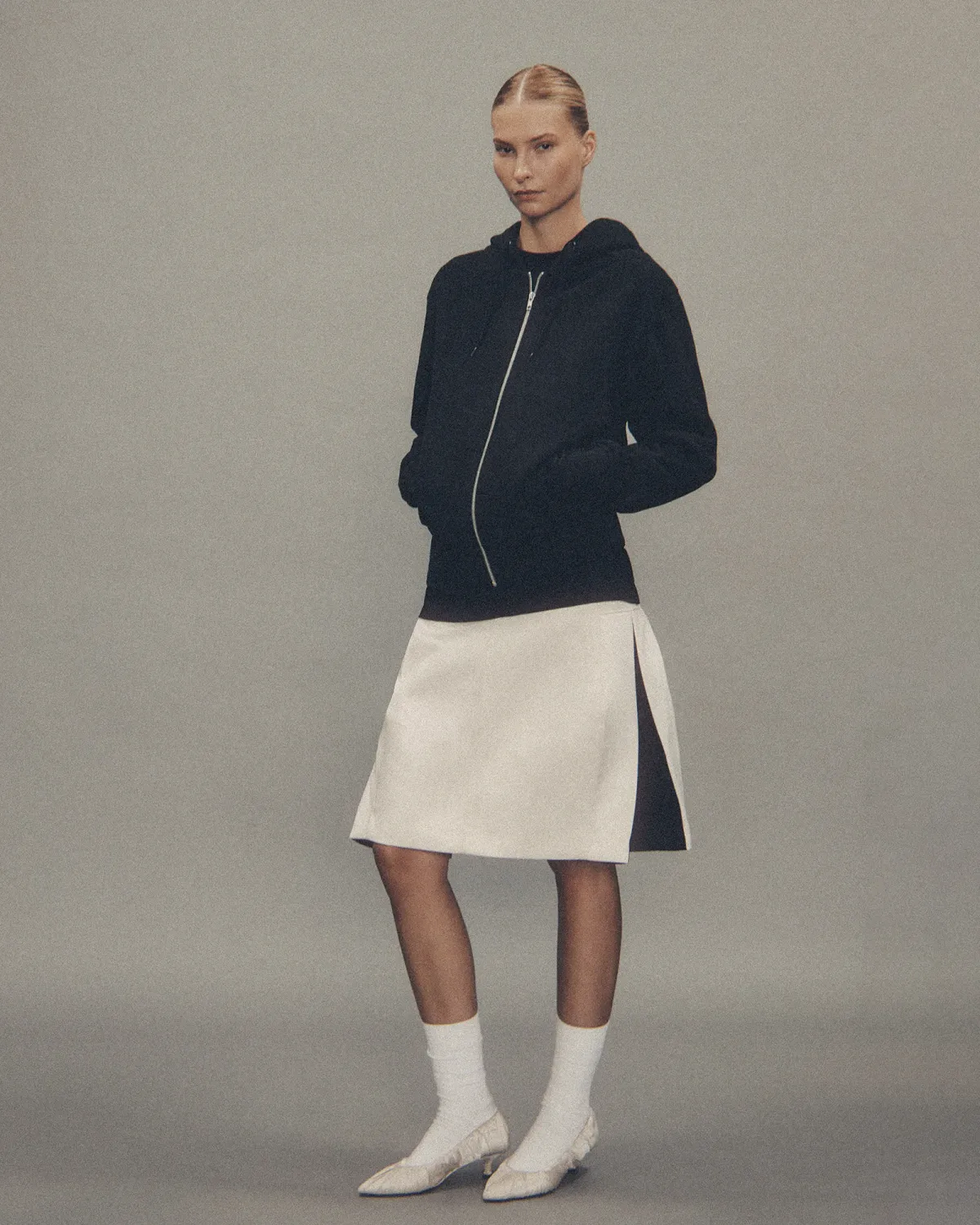 Slim Zip Up Black - Image 2