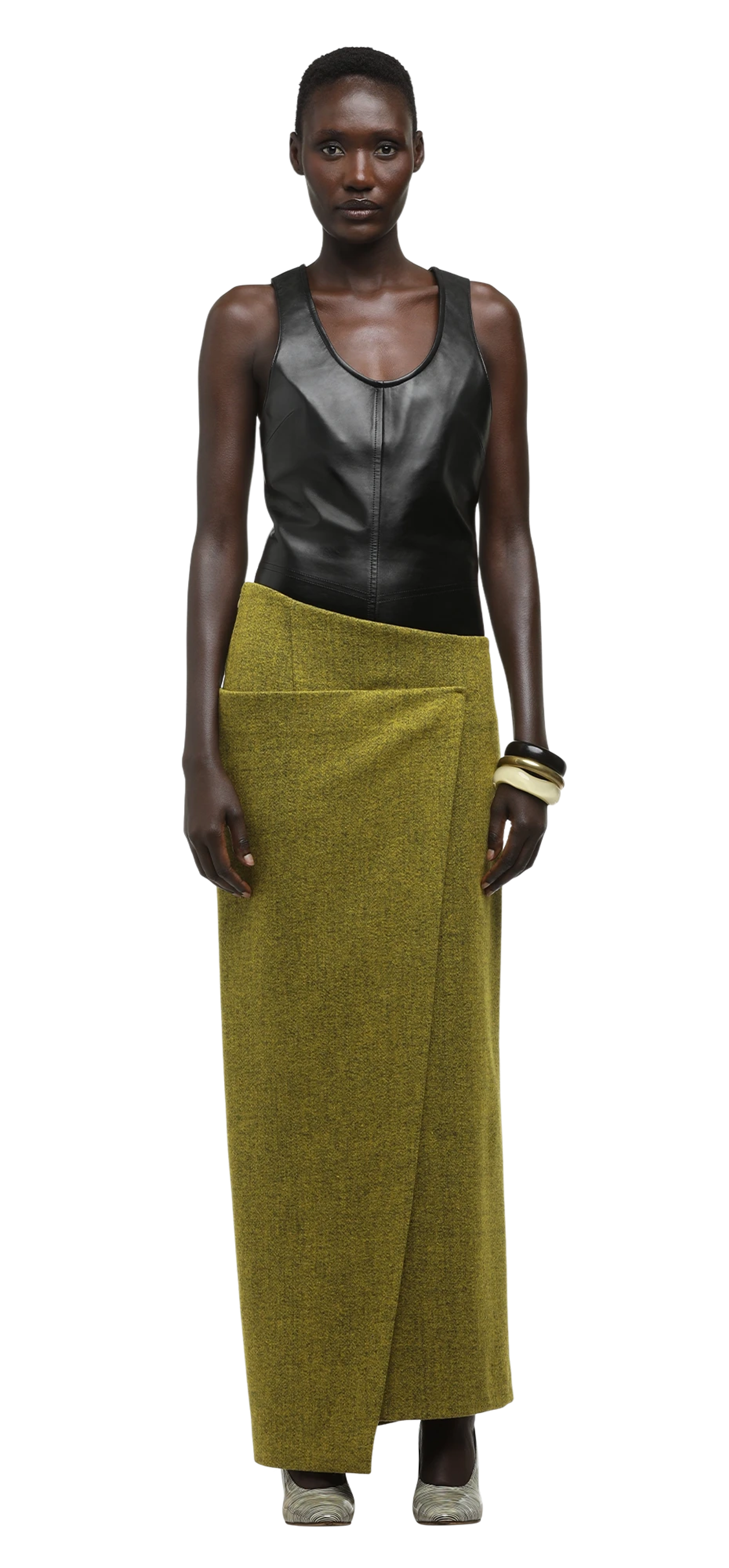 wrap-skirt-spiced character front view