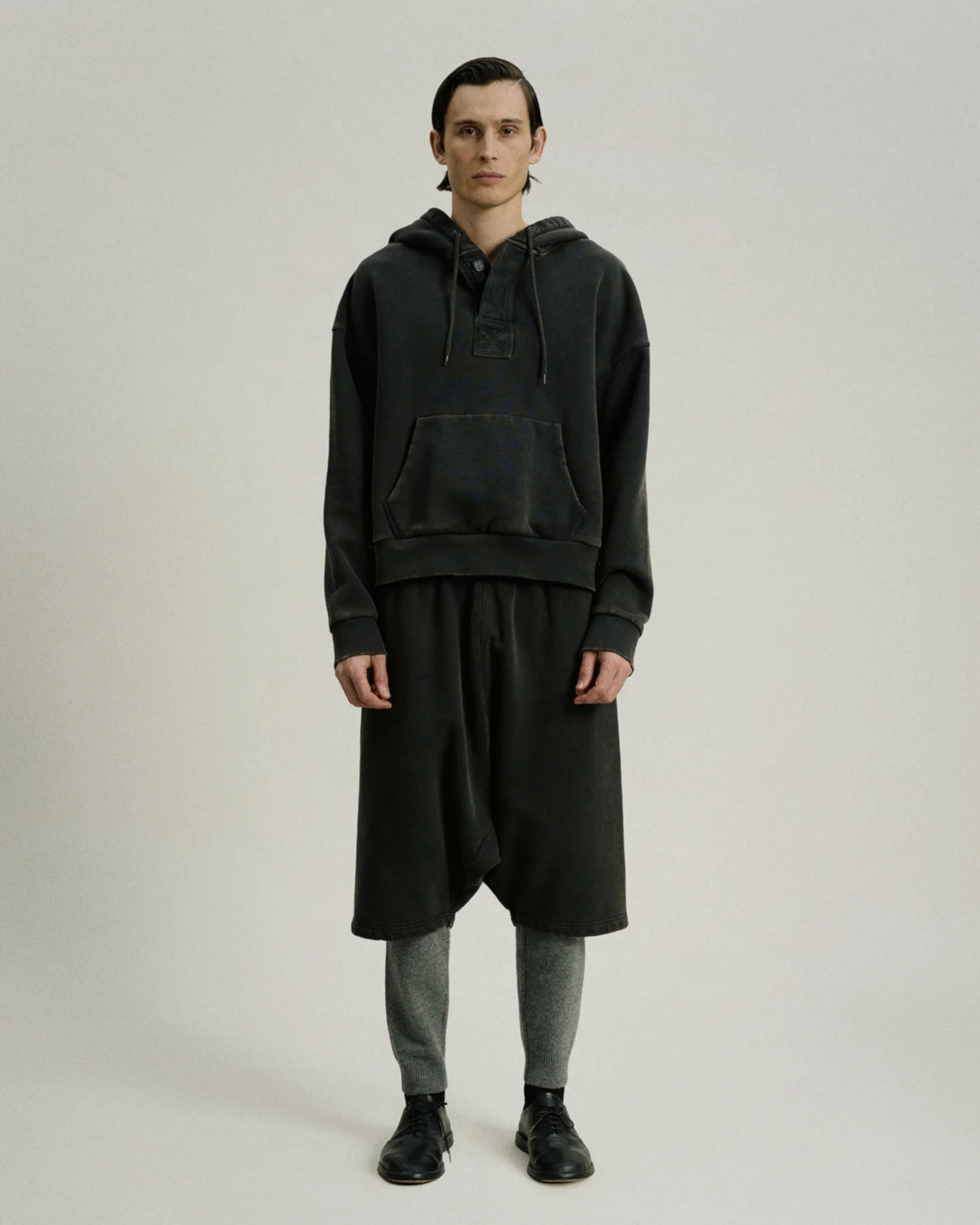 Drop Short Washed Black - Image 1