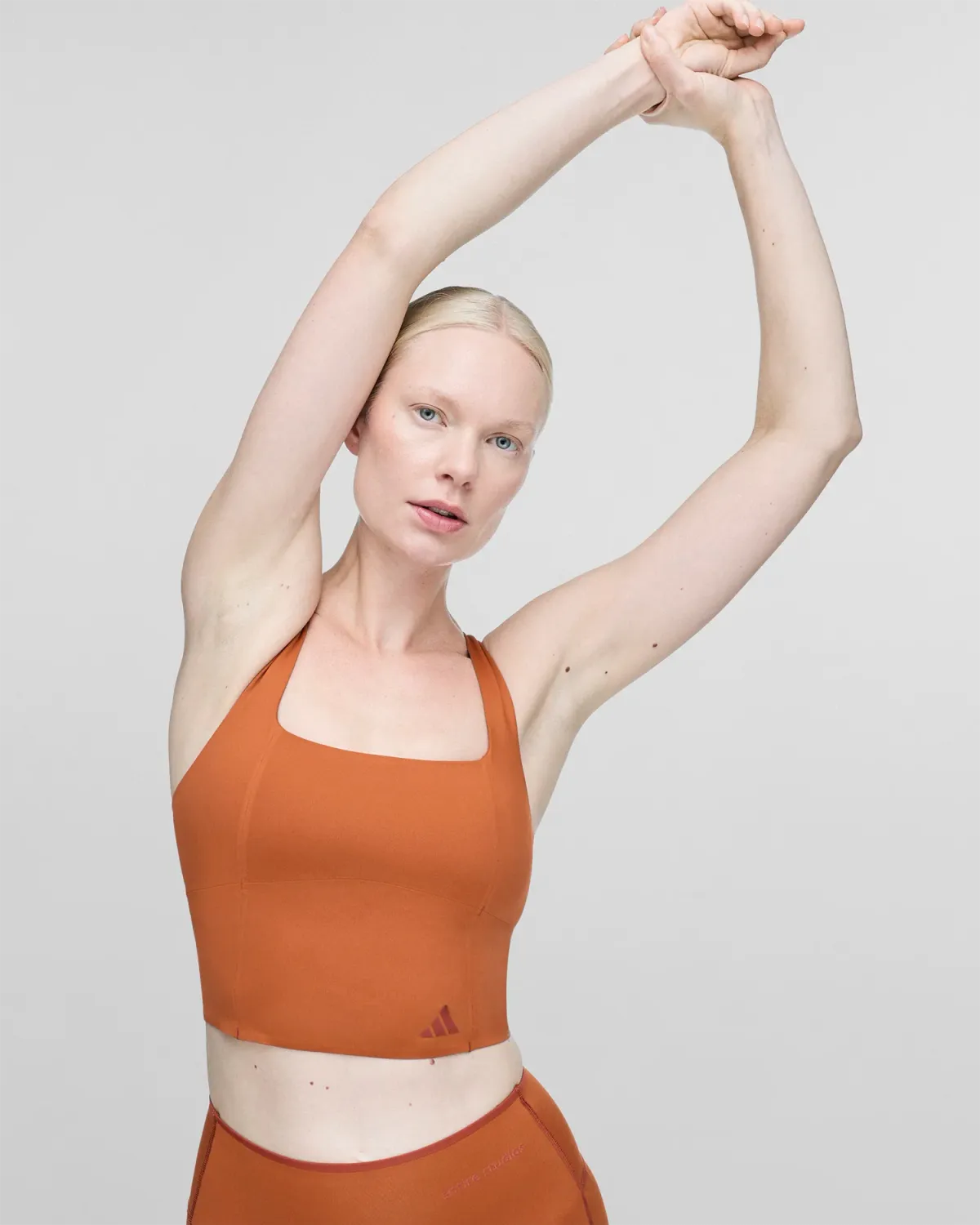 Optime Training Medium Support Bra Tank Fox Red - Image 4