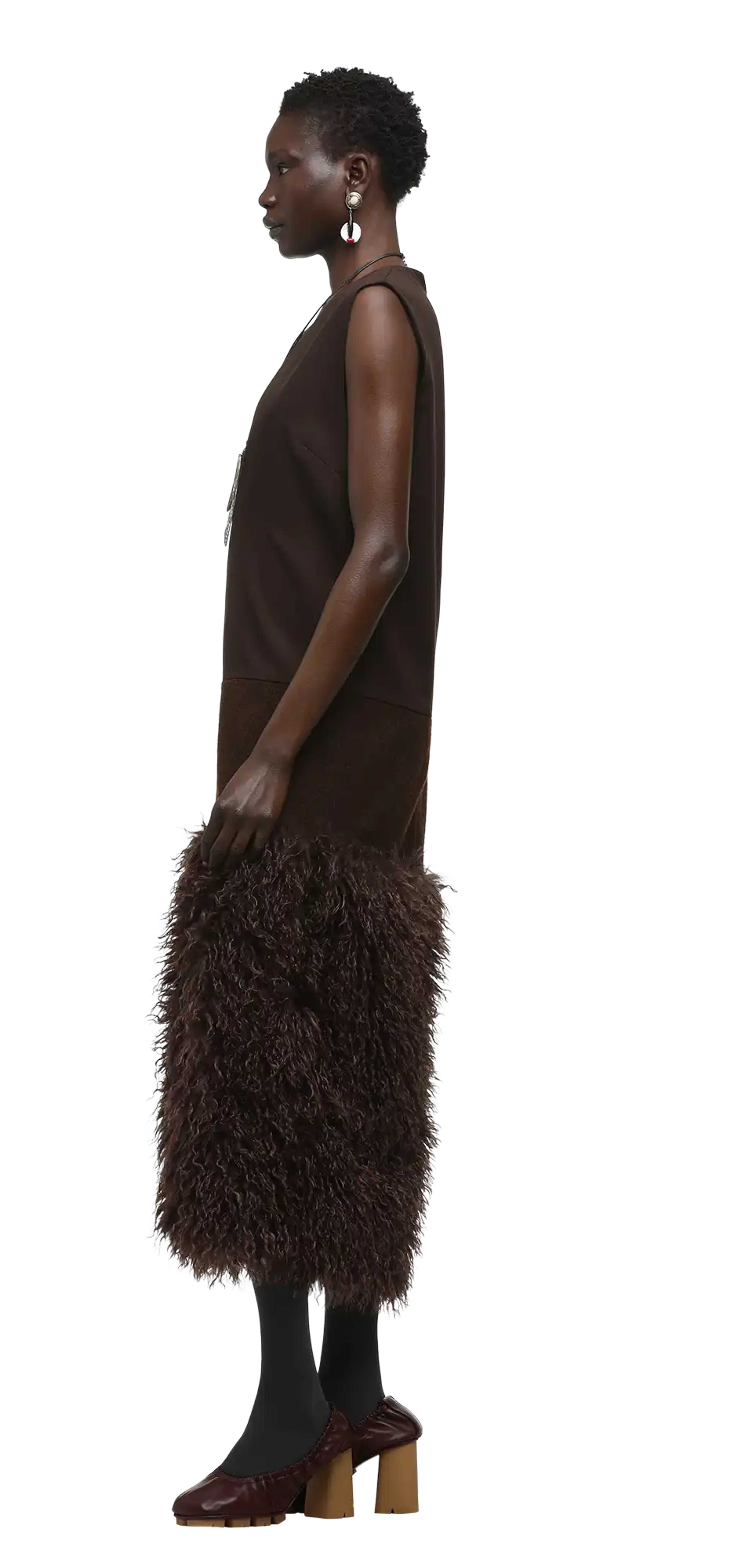 block-dress-bistre character left view