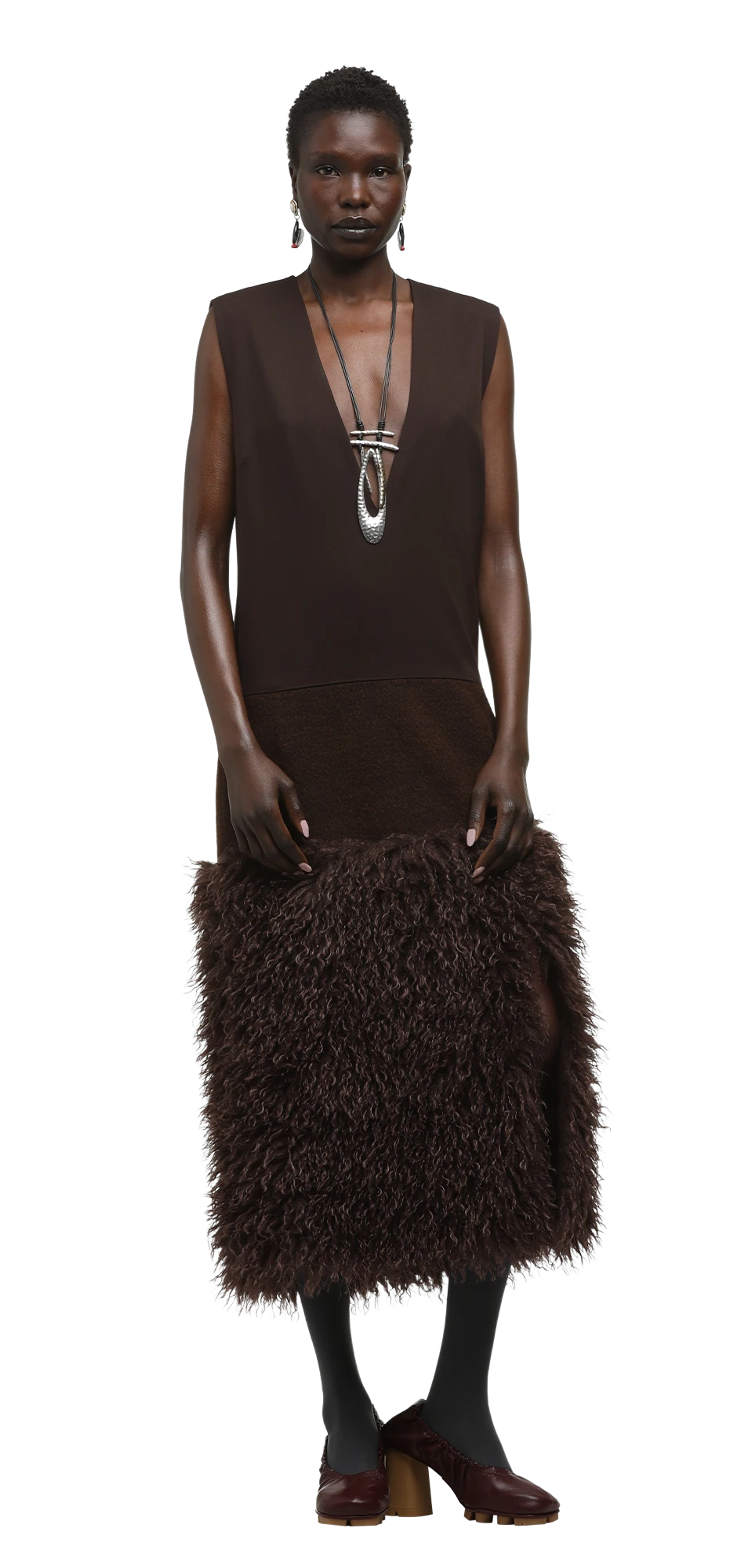 block-dress-bistre character front view