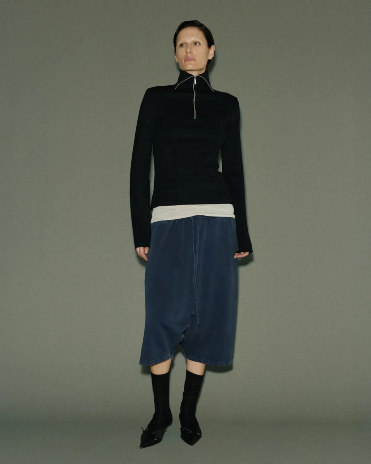 Drop Short Salted Navy - Image 2