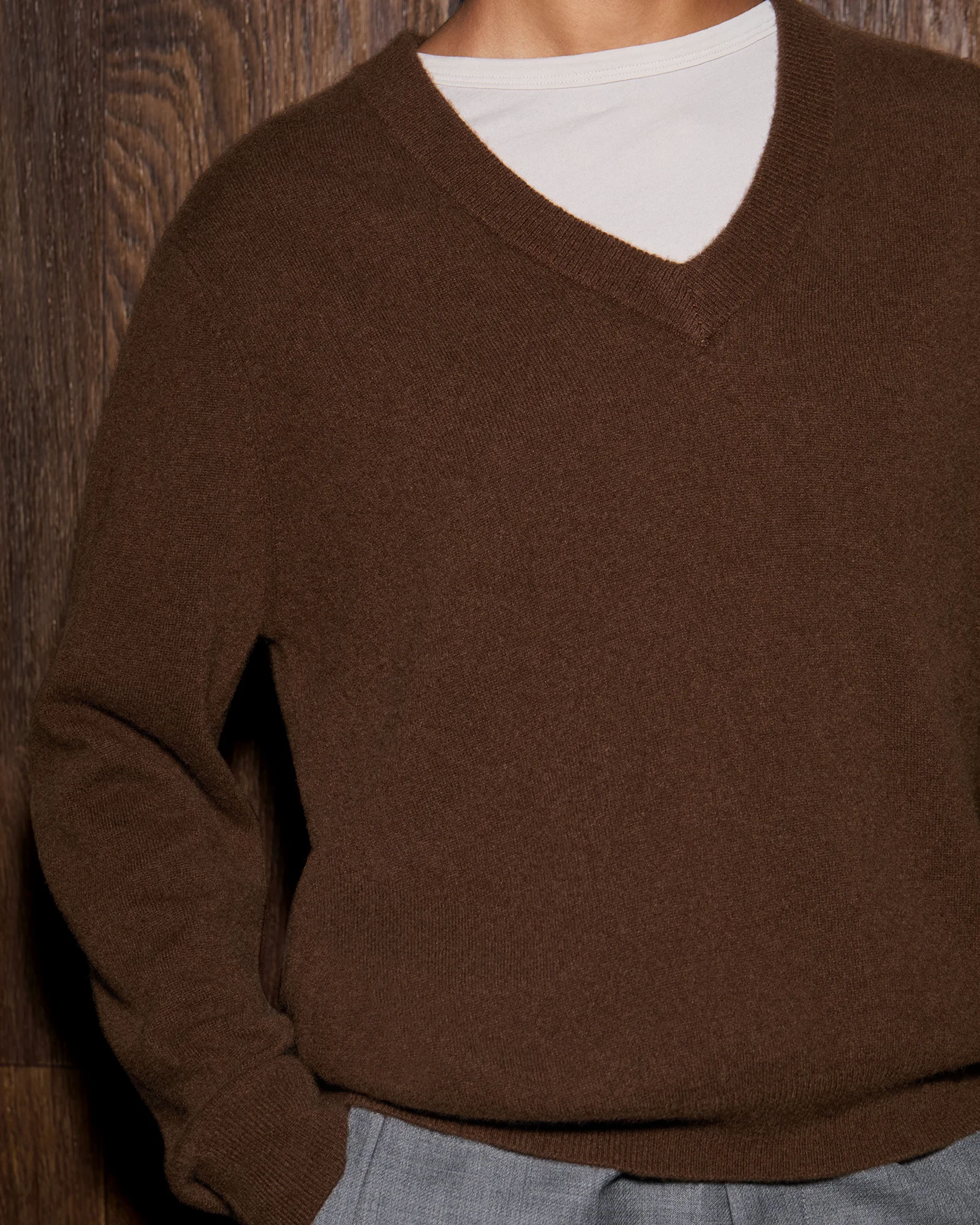 Knit V Neck Cedar - Image 4