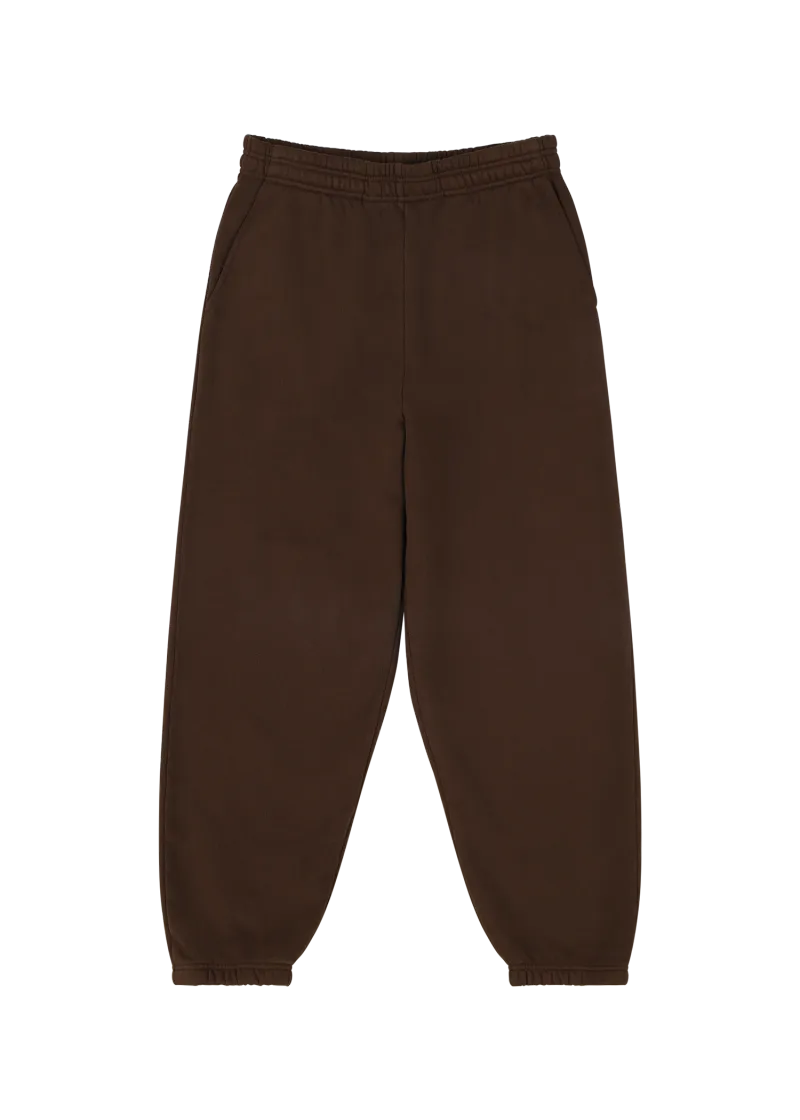 standard-sweat-brunette garment view