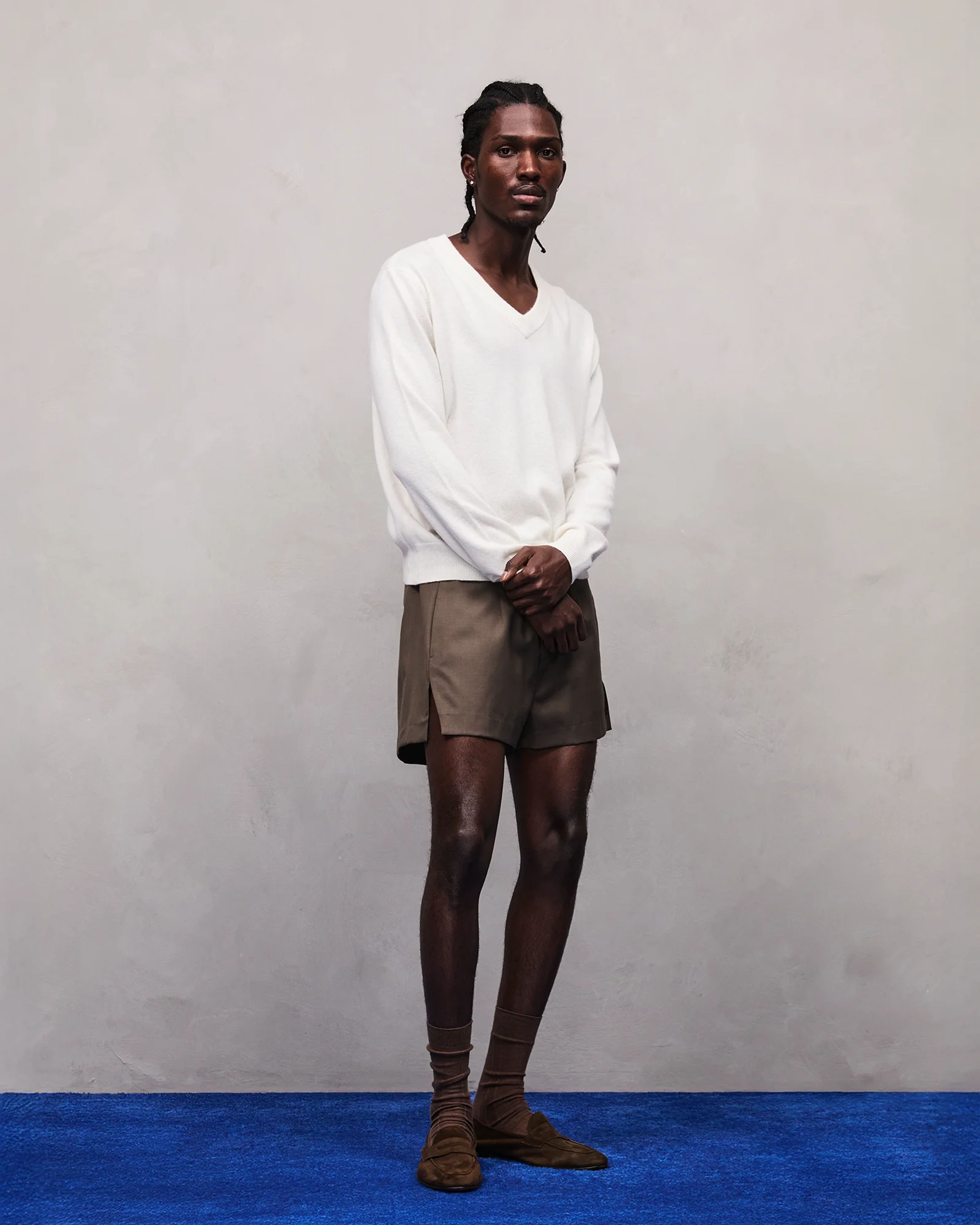 Knit V Neck Bone - Image 1