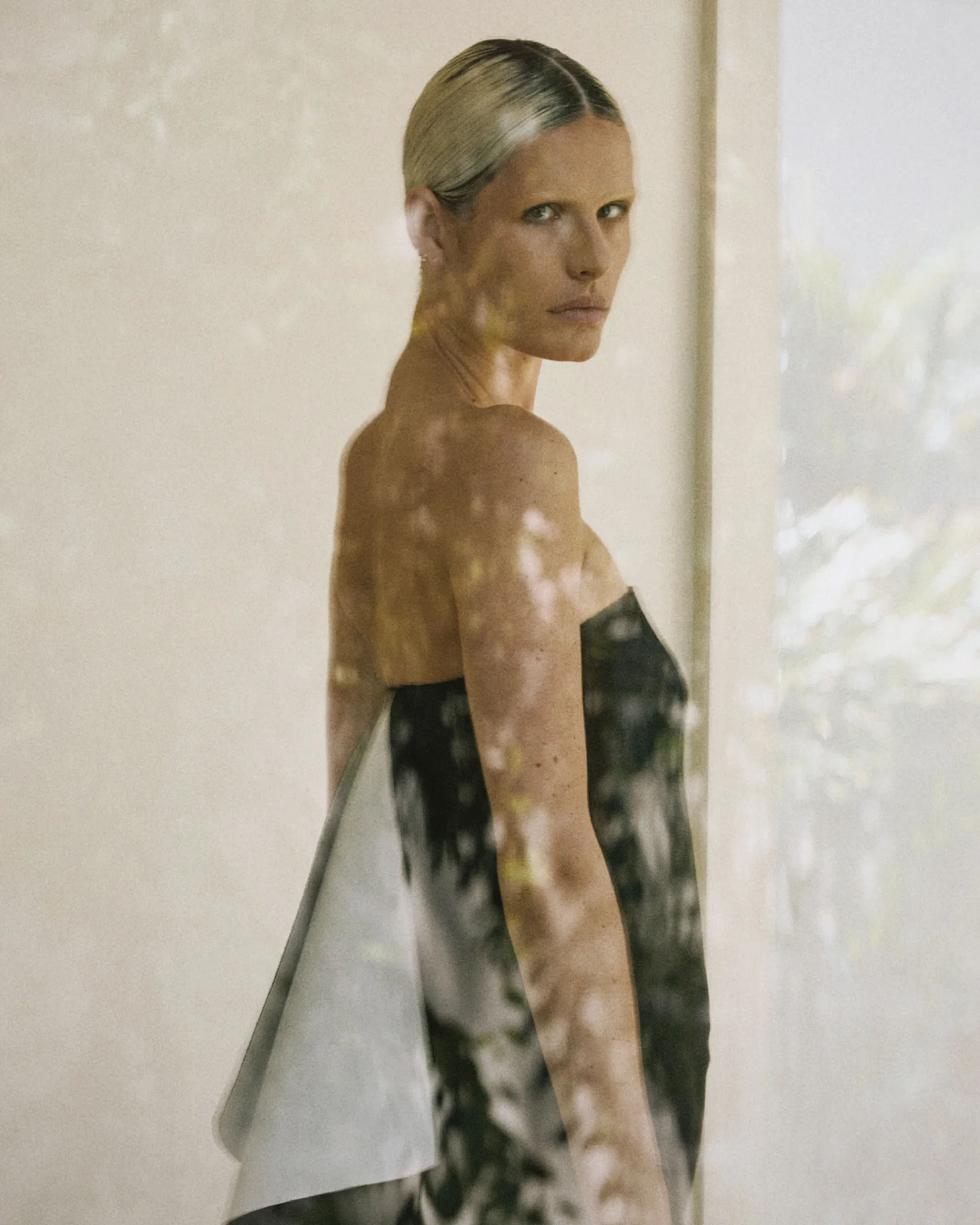 Fin Tube Black - Image 3