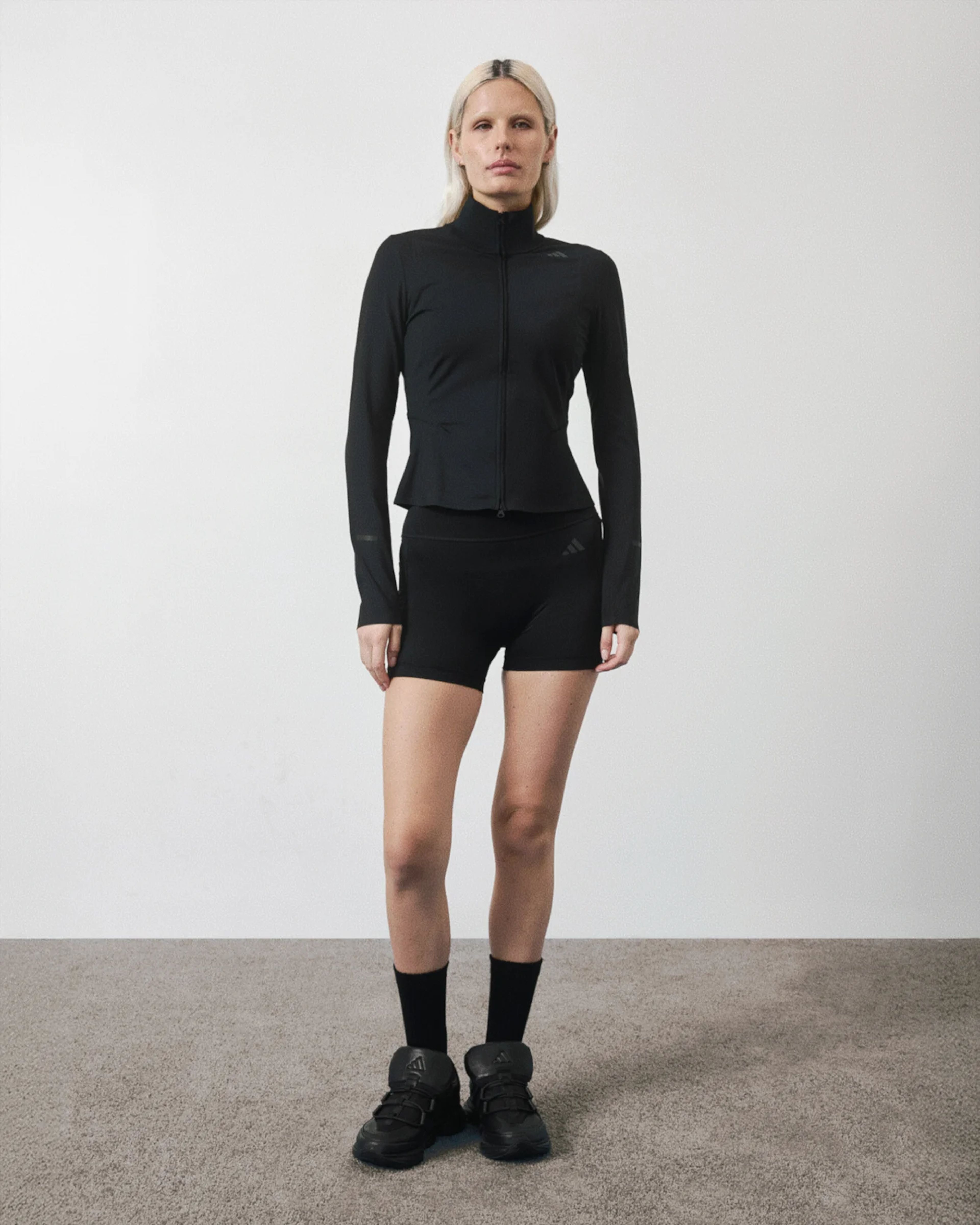 Training Mid Layer Black - Image 1