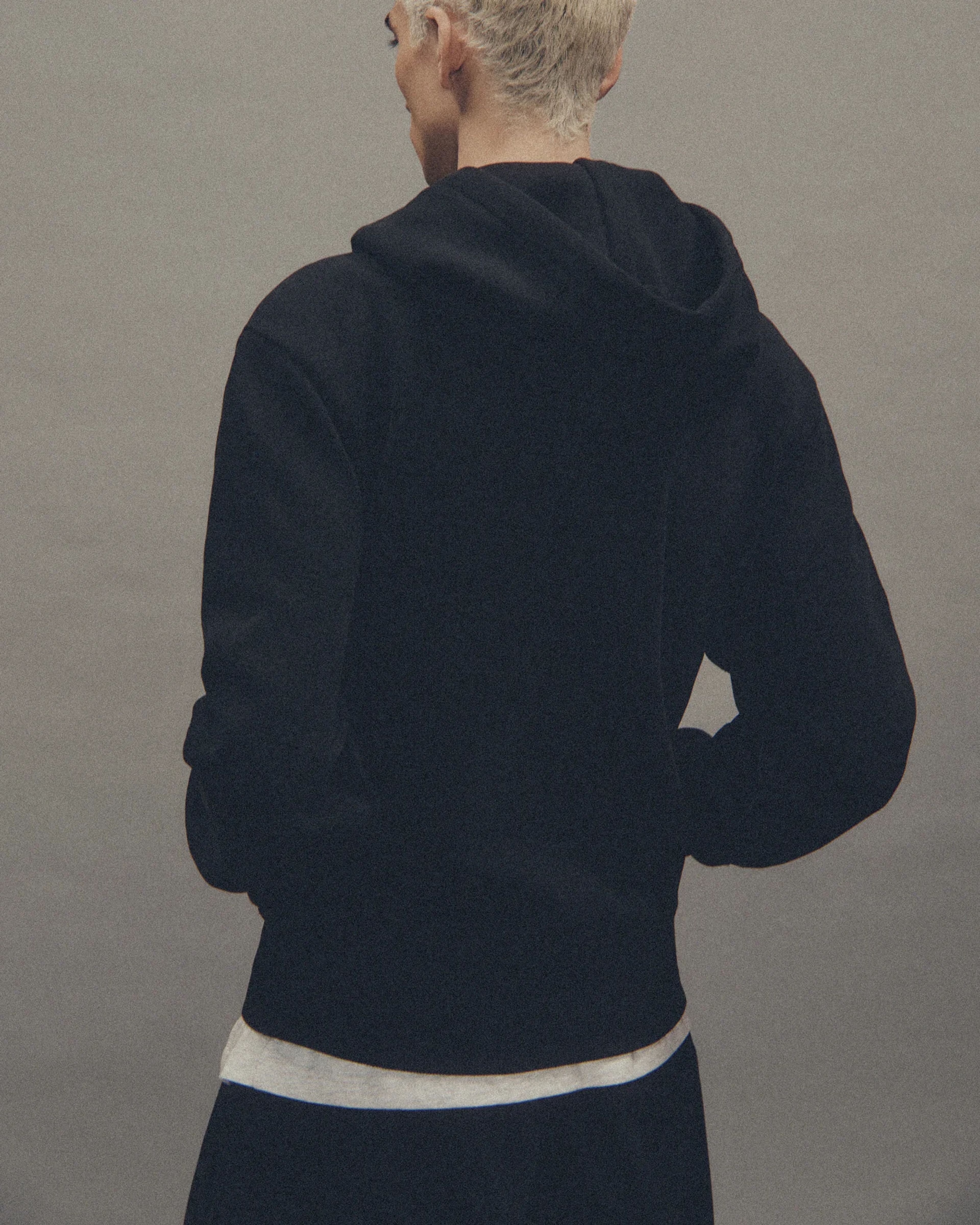 Slim Zip Up Black - Image 4