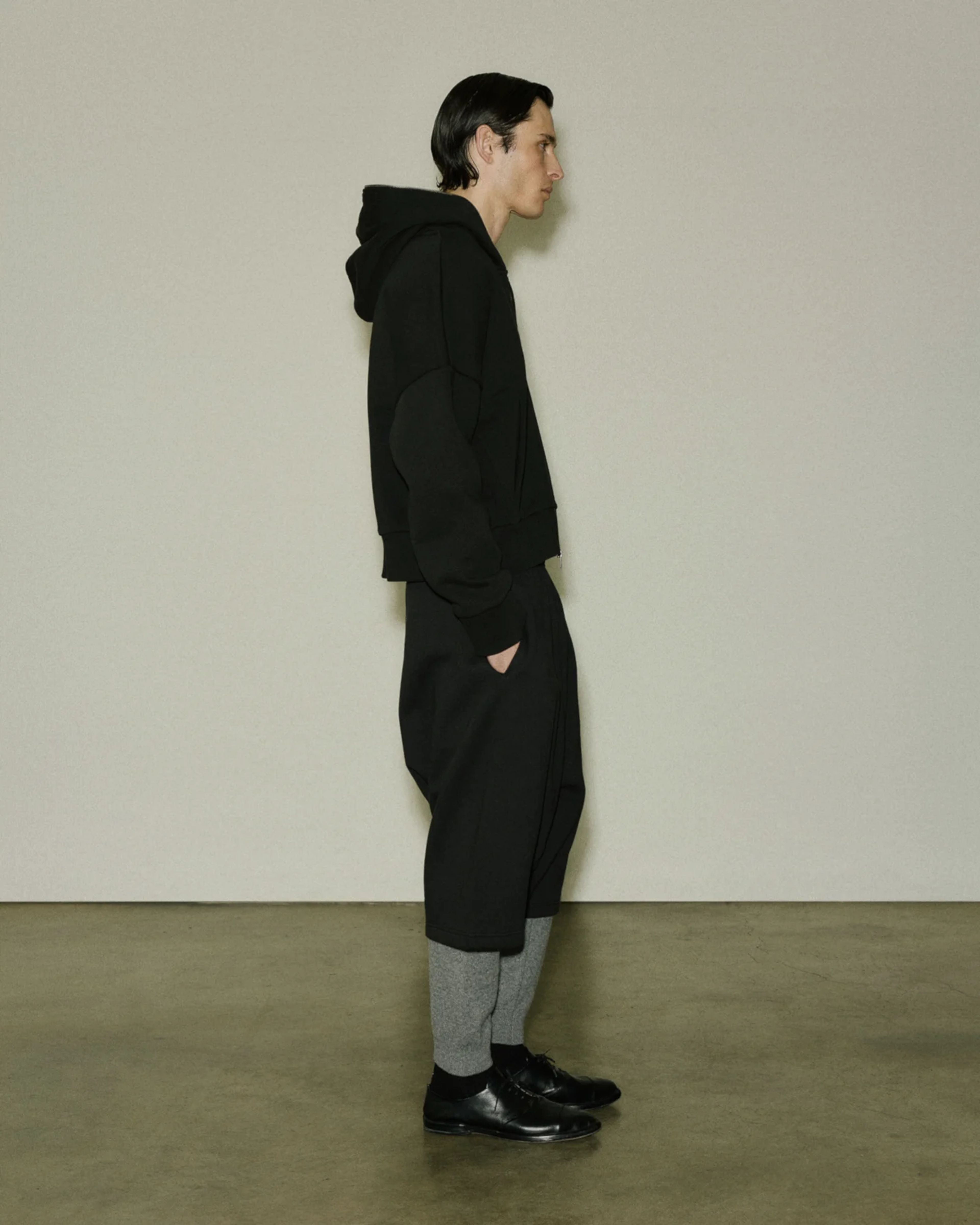 Drop Short Black - Image 3