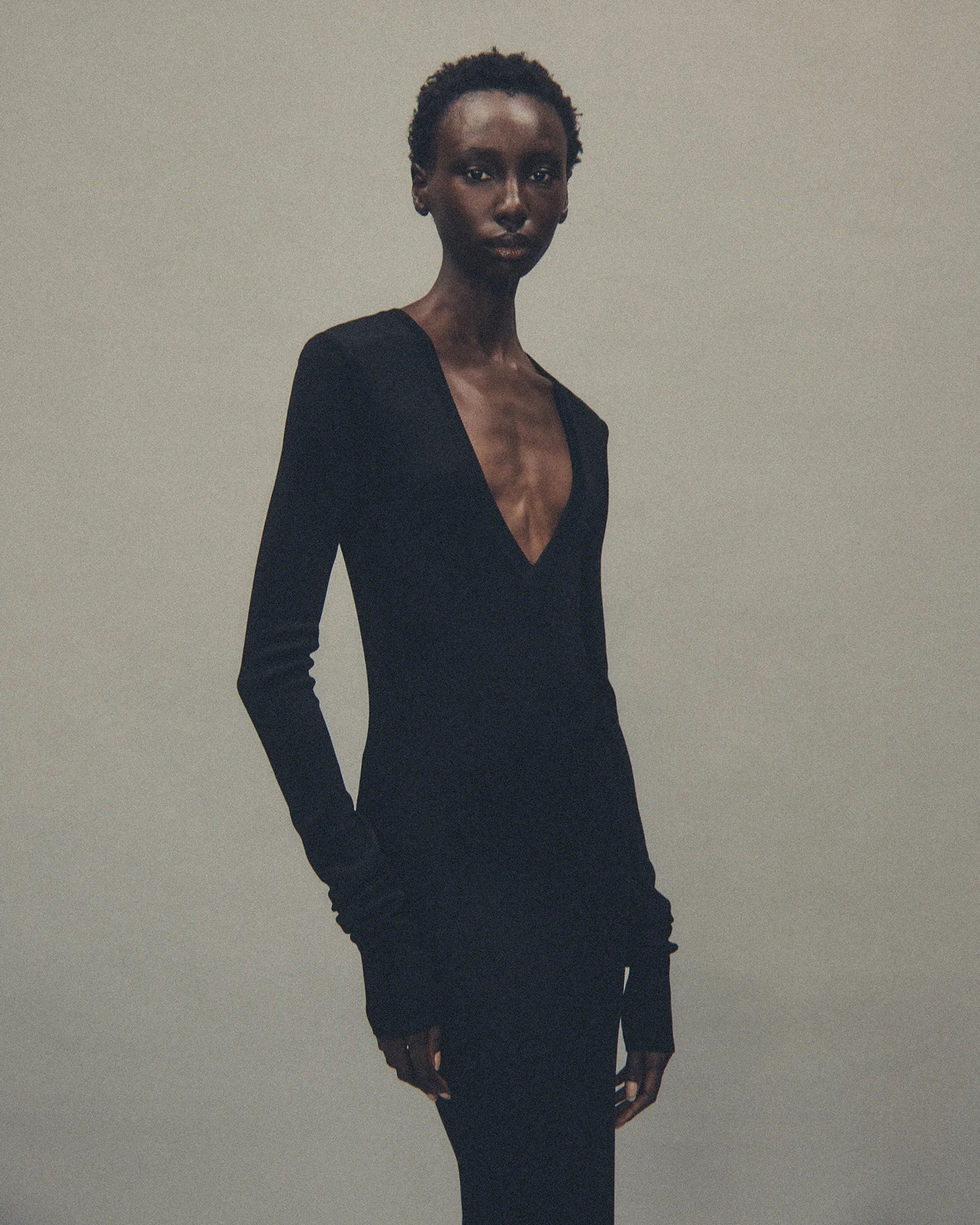 Long Sleeve V-Neck Midi Black - Image 2