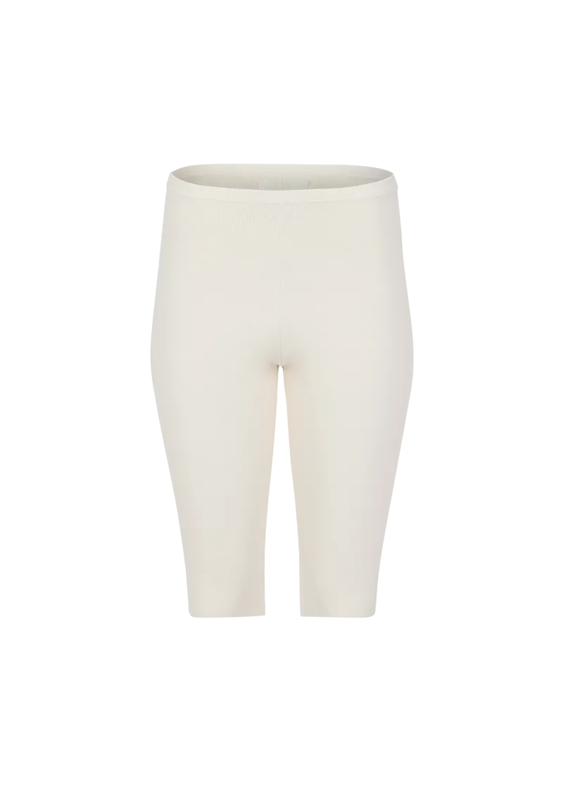 knit-capri-off-white garment view