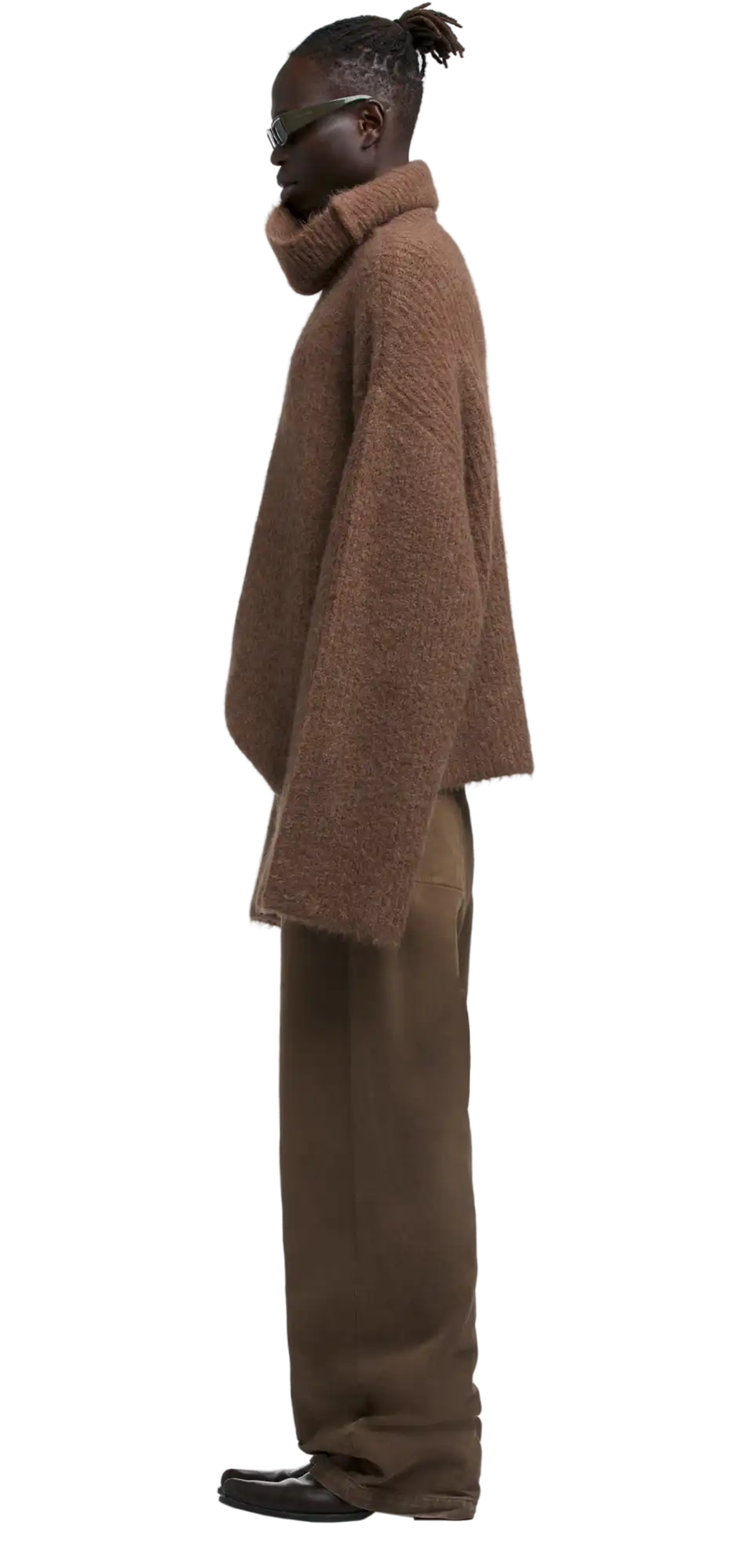 lute-knit-sweater-rye character left view