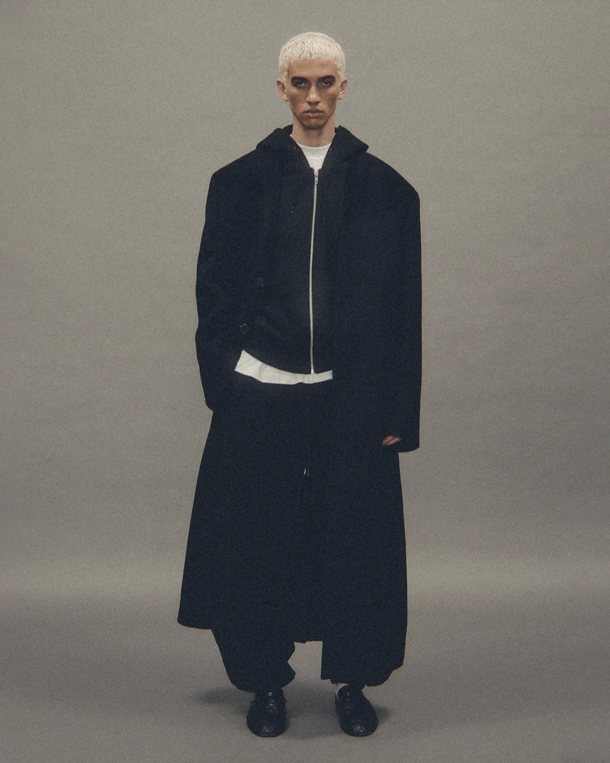Slim Zip Up Black - Image 5