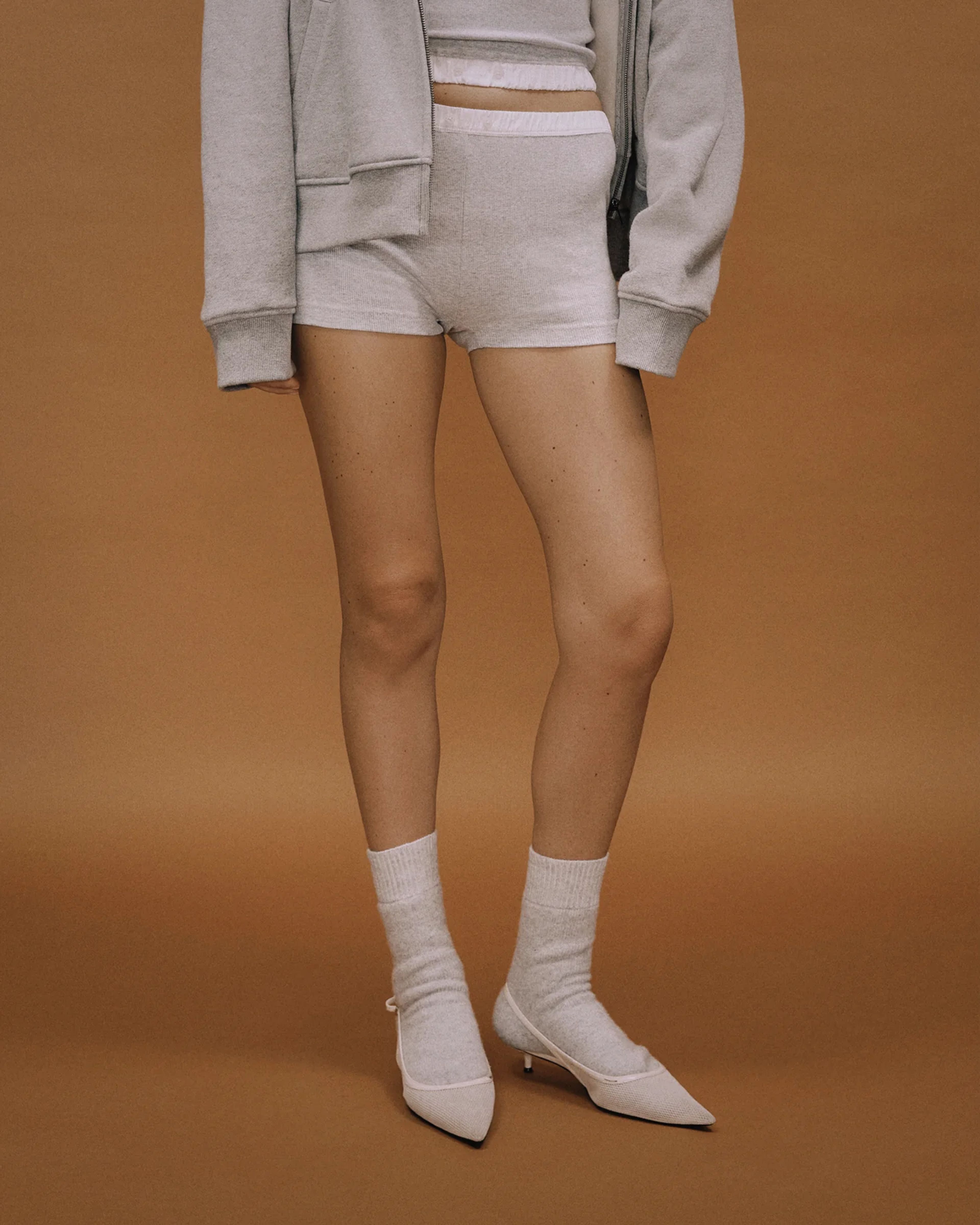 snug-sock-heather-grey photo model